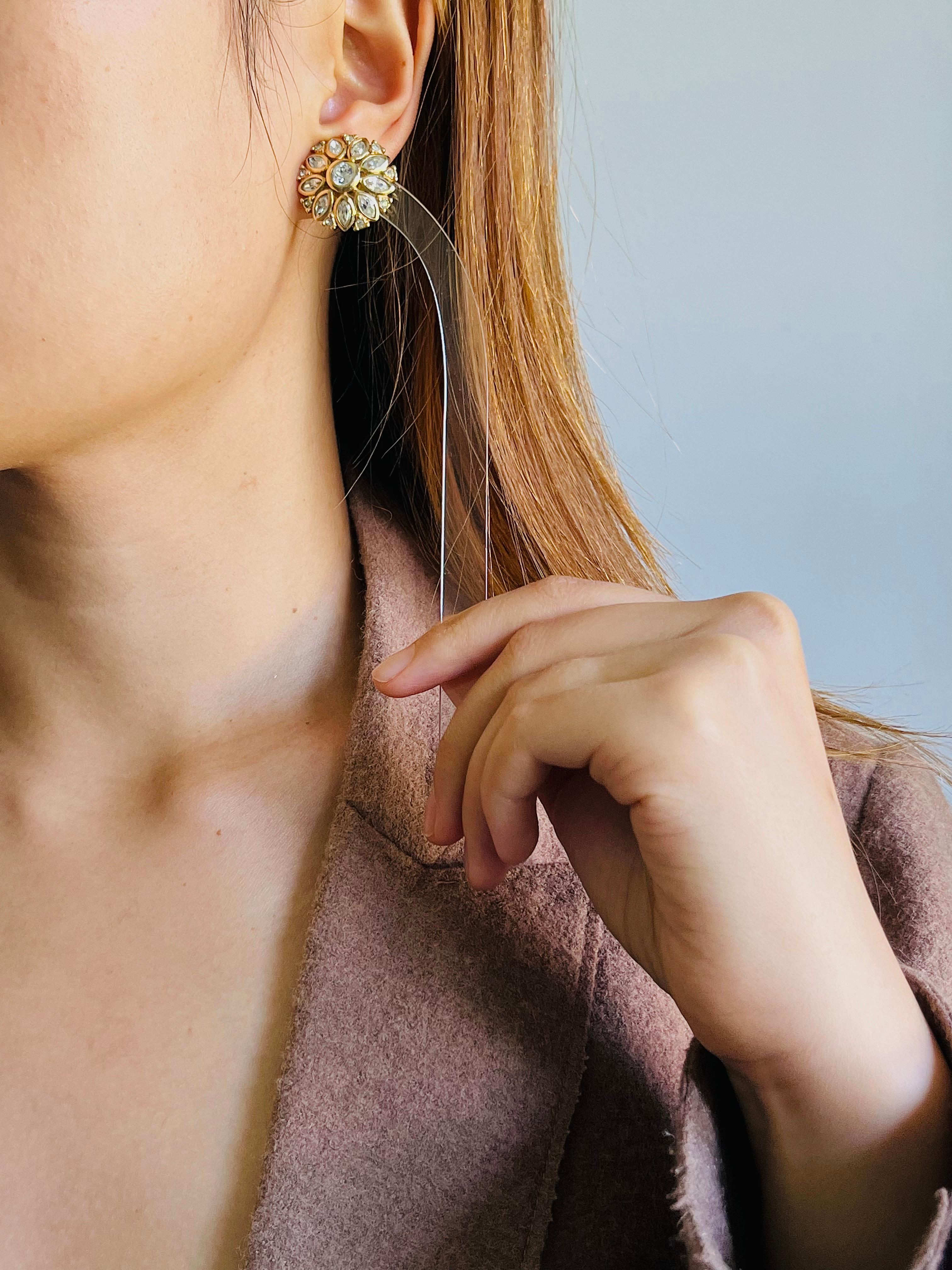 Christian Dior Vintage Blume Marquise Kreis ganze Kristalle durchbohrt Ohrringe für Damen oder Herren im Angebot