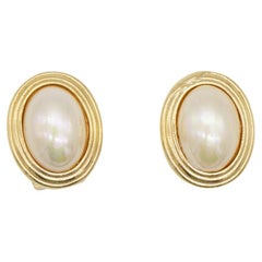 Christian Dior Vintage Gold Oval Große Weiße Perle Retro Elegante Clip-Ohrringe