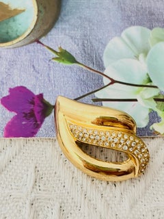 Christian Dior Vintage Gold Rare Wing Eye Glow Crystals Openwork Chunky Brooch