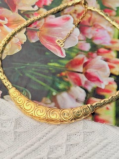 Christian Dior Vintage Gold Spiral Engraved Pendant Collar Omega Snake Necklace