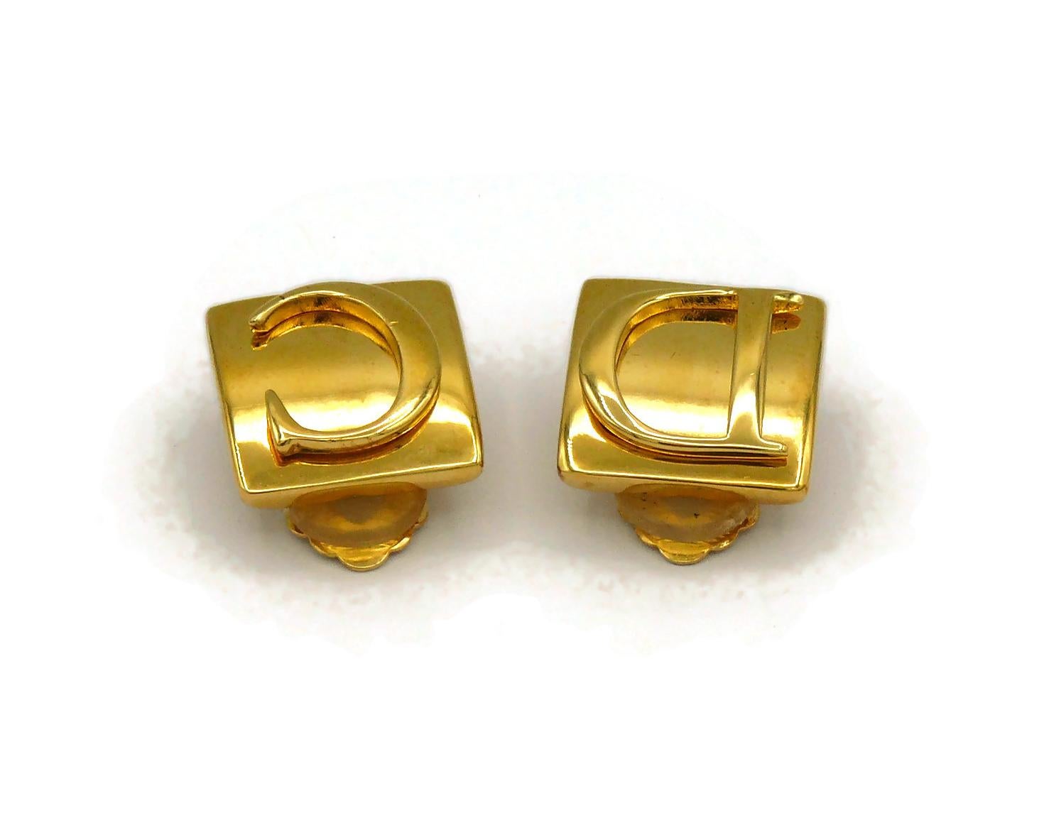 CHRISTIAN DIOR Vintage Gold Tone C D Clip-On Earrings For Sale 2