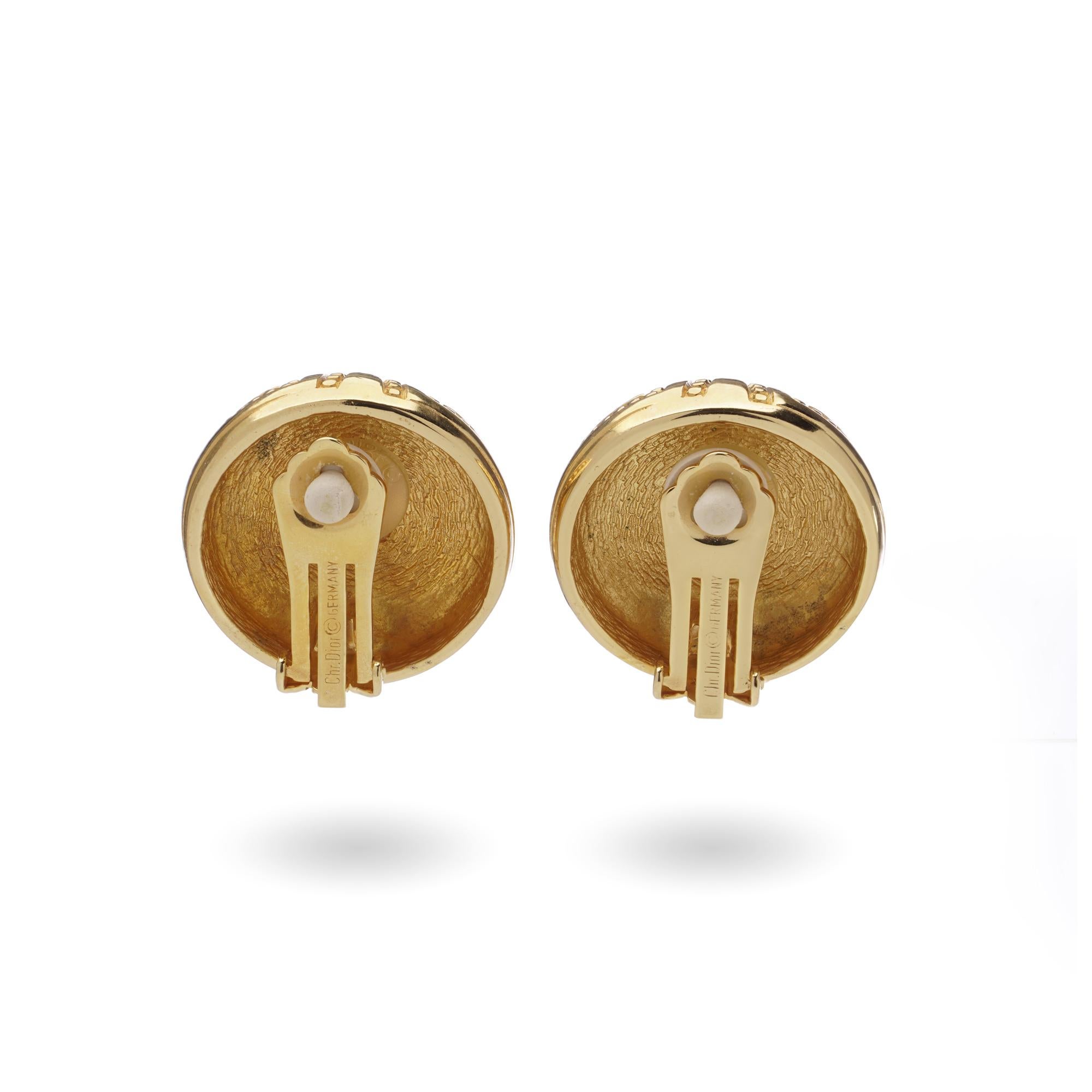 Christian Dior Vintage Gold-Tone Clip-On Earrings with Ruby Cabochon Glass, 1980 In Excellent Condition For Sale In Braintree, GB
