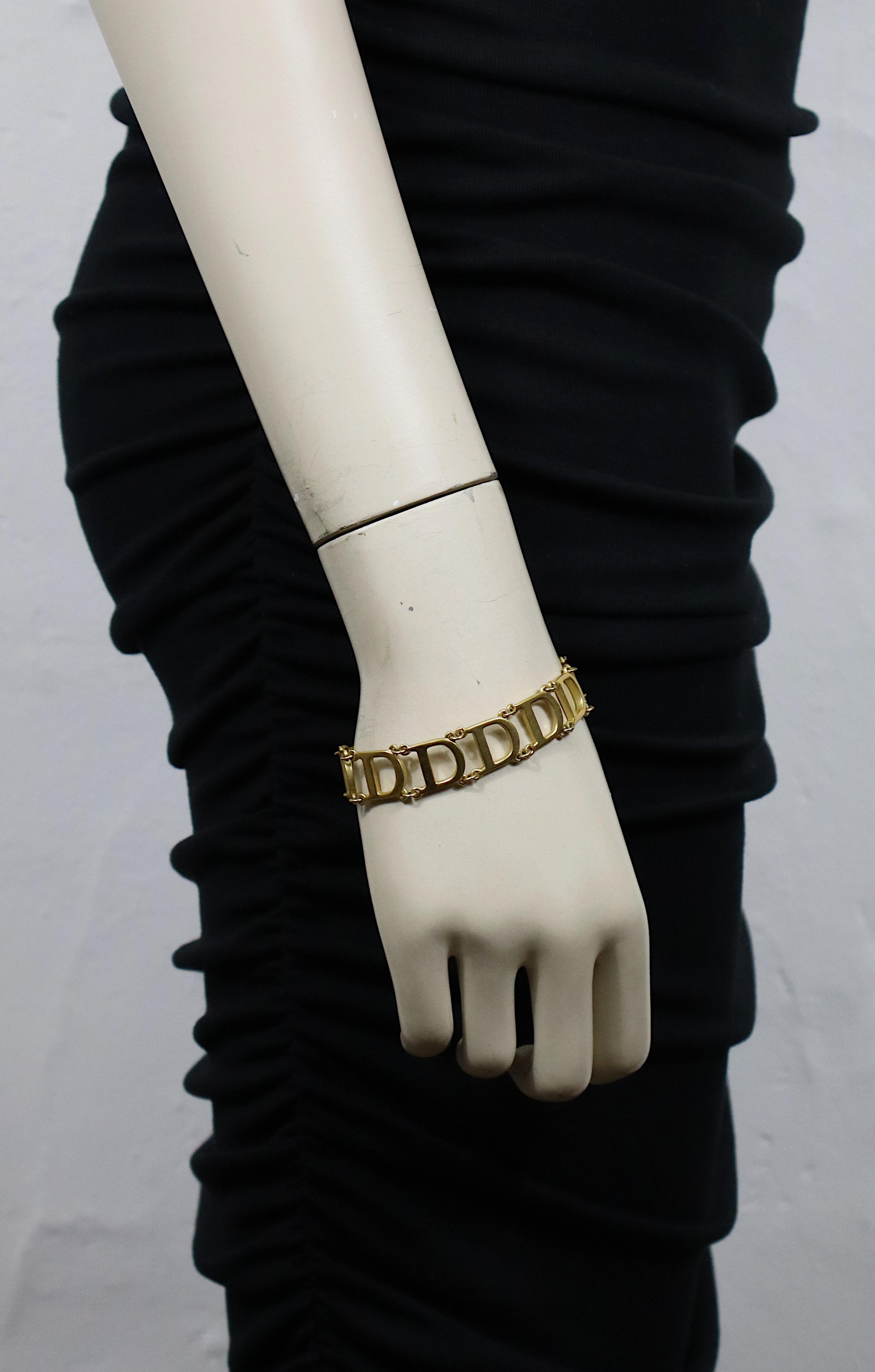 CHRISTIAN DIOR Vintage Gold Tone Initial D Necklace and Bracelet Set For Sale 10