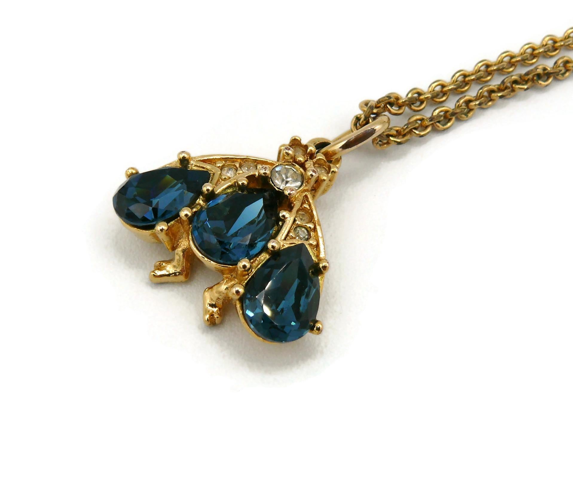 Christian Dior Vintage Gold Toned Jewelled Bee Pendant Necklace For Sale 4