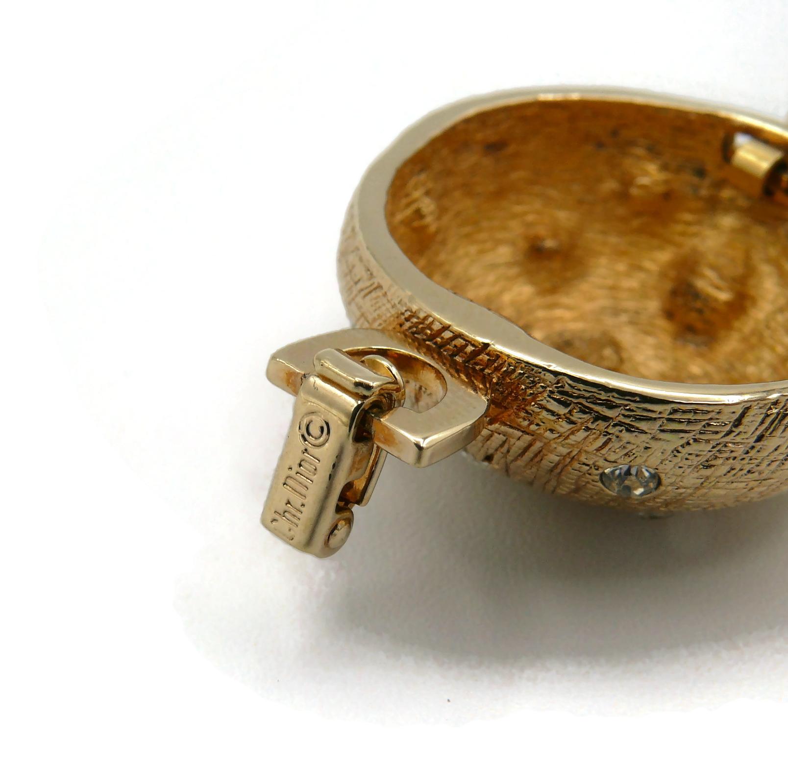 Christian Dior Vintage Gold Toned Starlight Bracelet For Sale 9