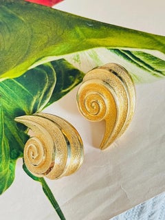 Christian Dior Vintage Gold Unisex Large Swirl Shell Conch Leaf Chunky Earrings