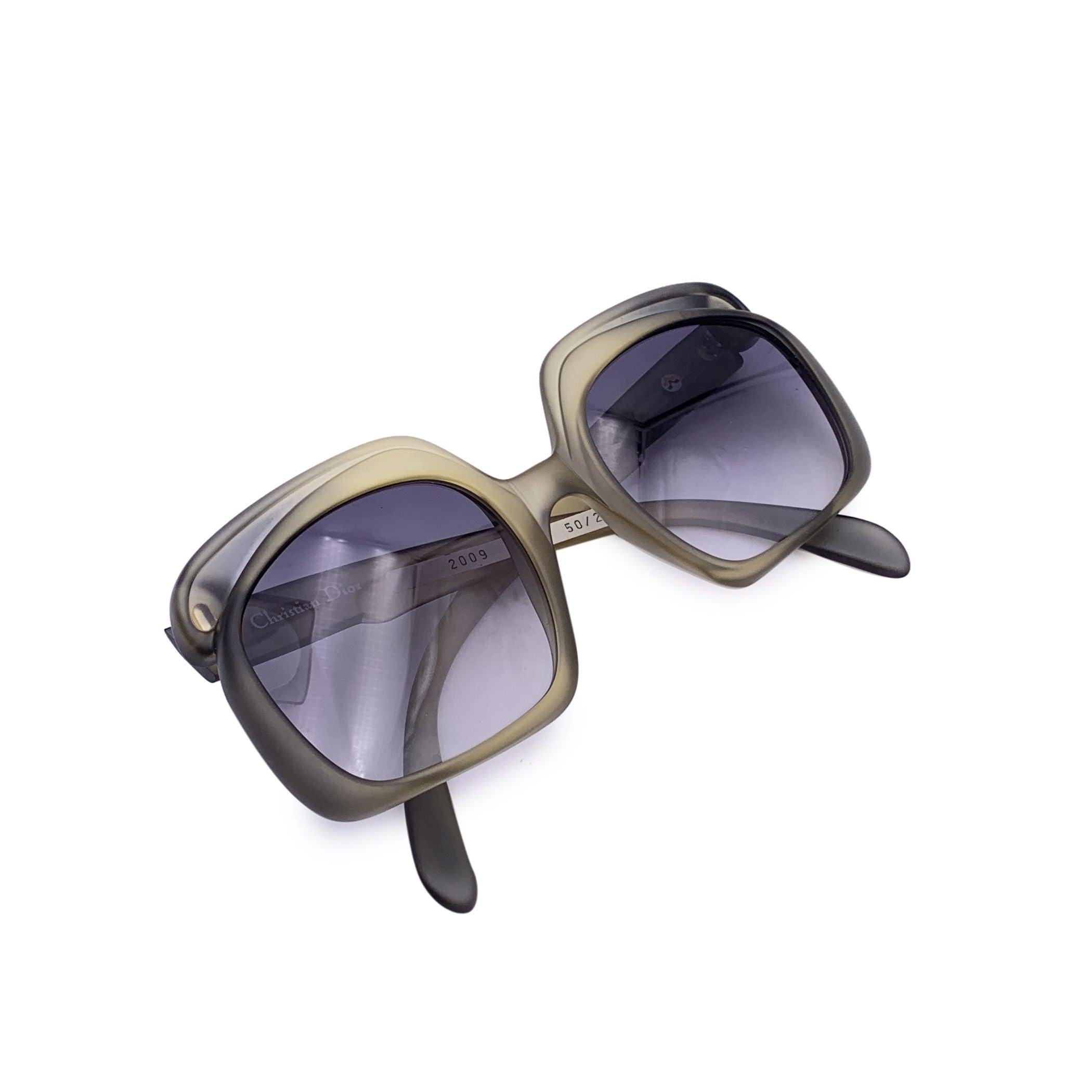 Grigio Occhiali da sole Greene & Greene Vintage 2009 571 Lente Blu 50/20 130mm in vendita