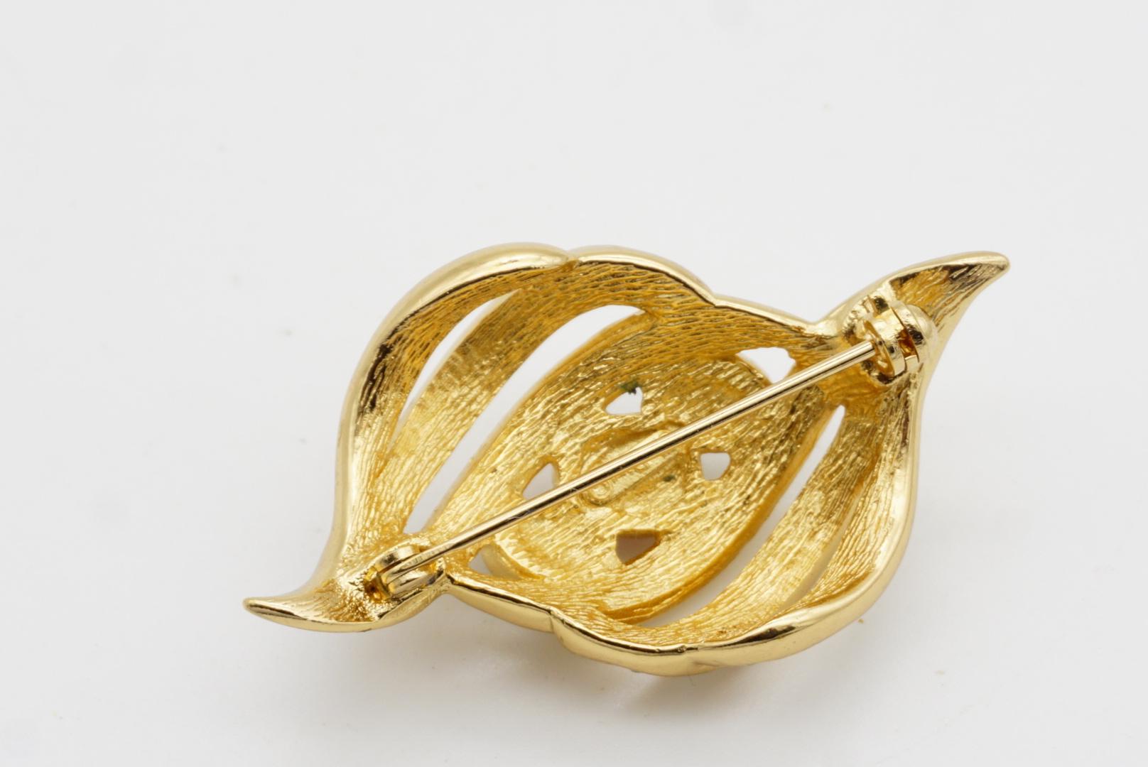 Christian Dior Vintage Gripoix Crystals Sapphire Ruby Emerald Leaf Gold Brooch For Sale 10