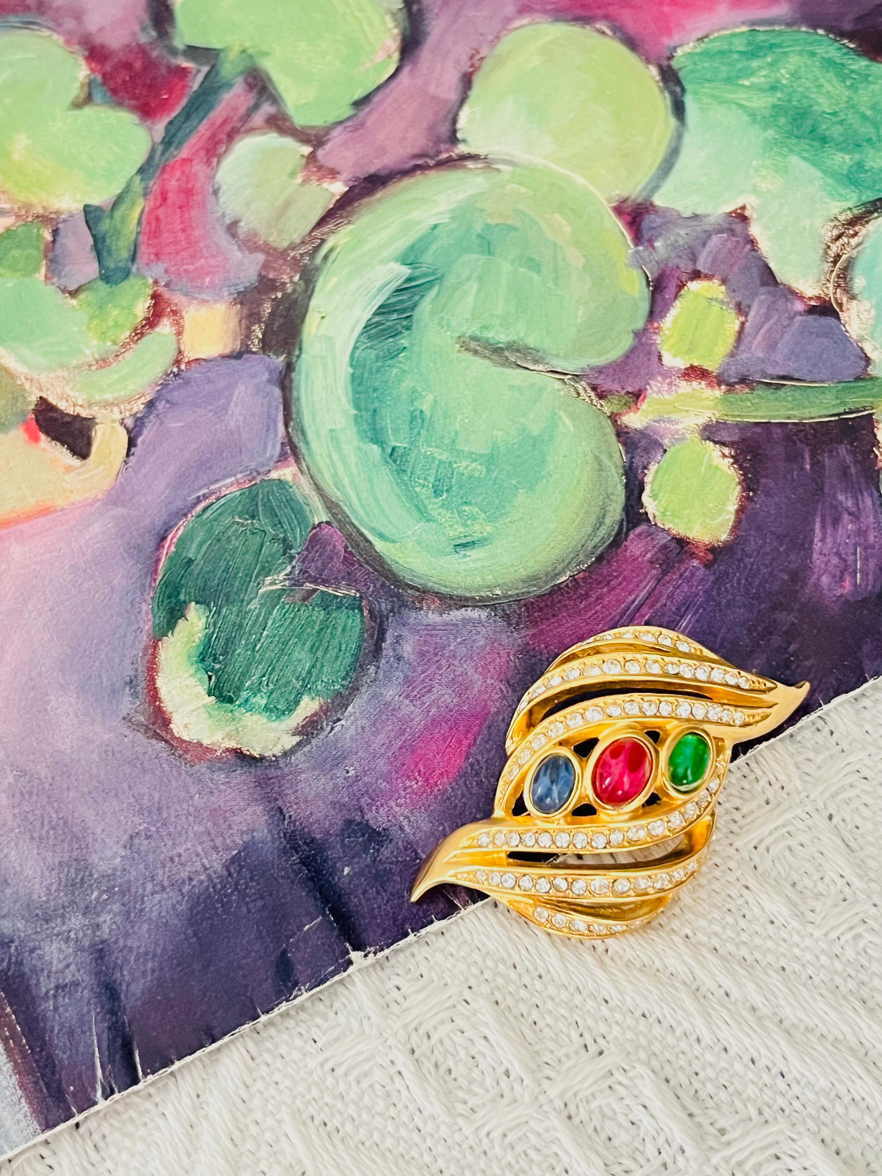 Women's or Men's Christian Dior Vintage Gripoix Crystals Sapphire Ruby Emerald Leaf Gold Brooch For Sale