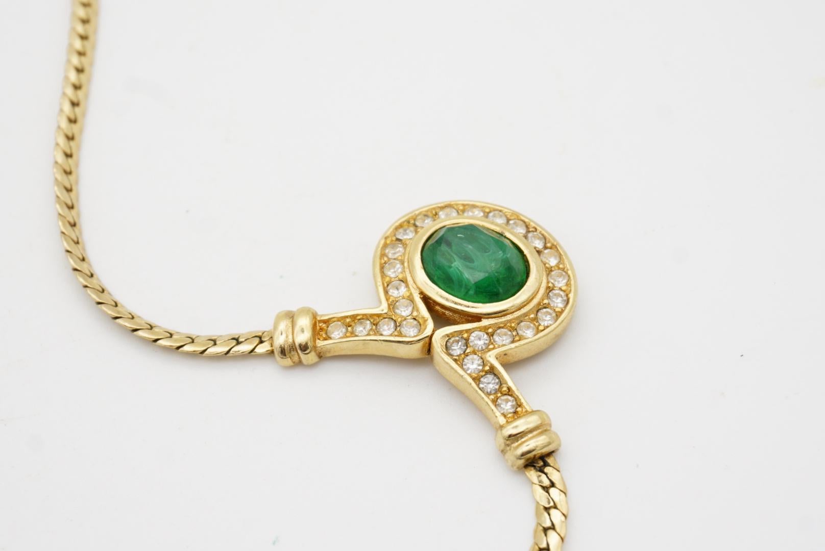 Christian Dior Vintage Gripoix Emerald Green Oval Pendant Crystals Gold Necklace For Sale 7