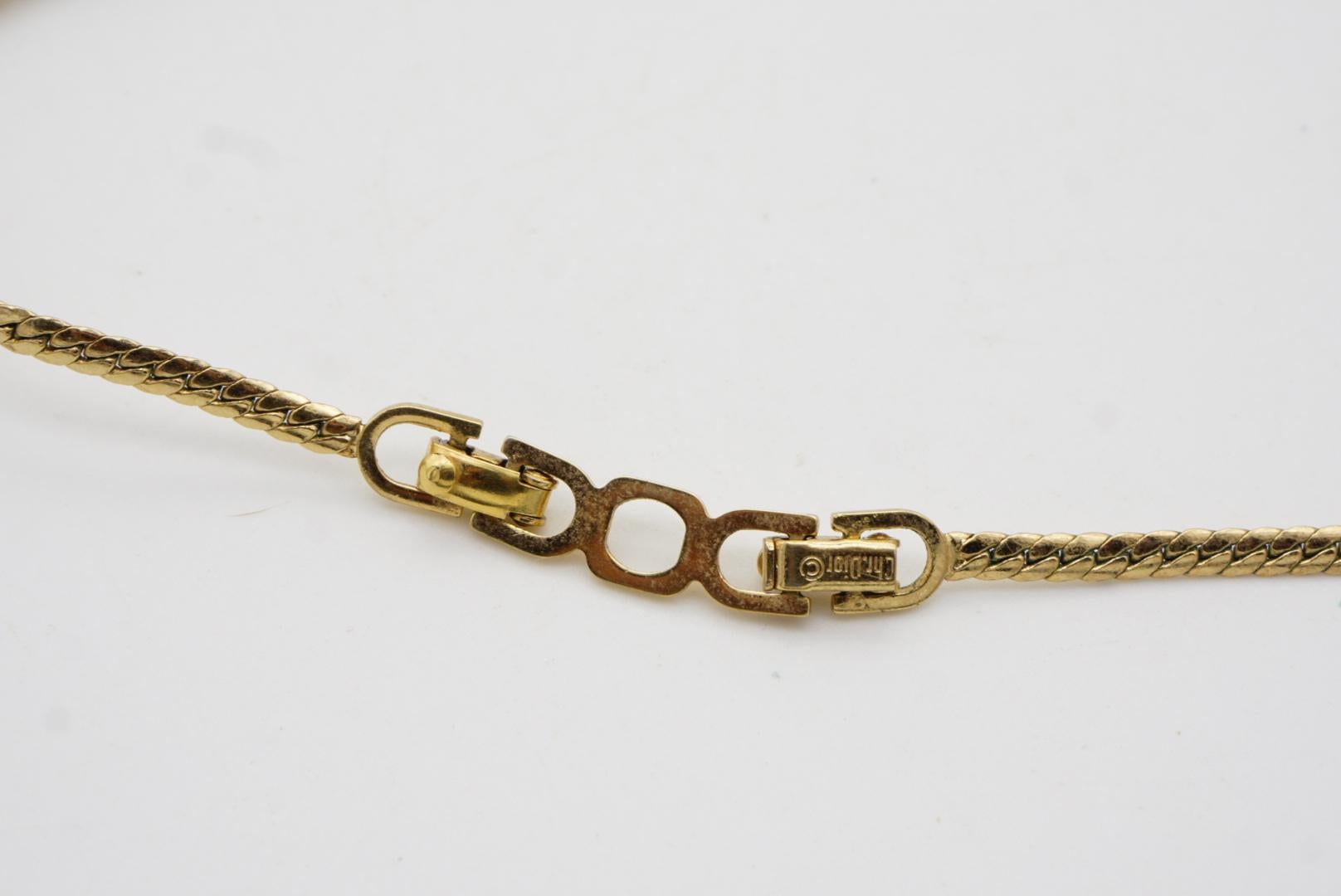 Christian Dior Vintage Gripoix Emerald Green Oval Pendant Crystals Gold Necklace For Sale 9