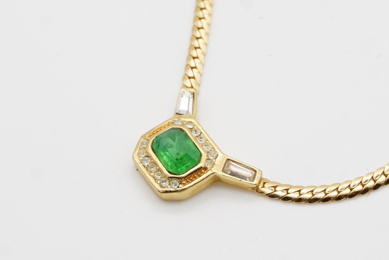 Christian Dior Vintage Gripoix Emerald Octagon Marble Green Crystals Necklace For Sale 5