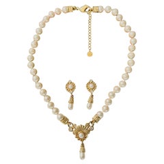 Christian Dior Vintage GROSSE Gold Baroque Flower White Pearls Water Drop 2 Set