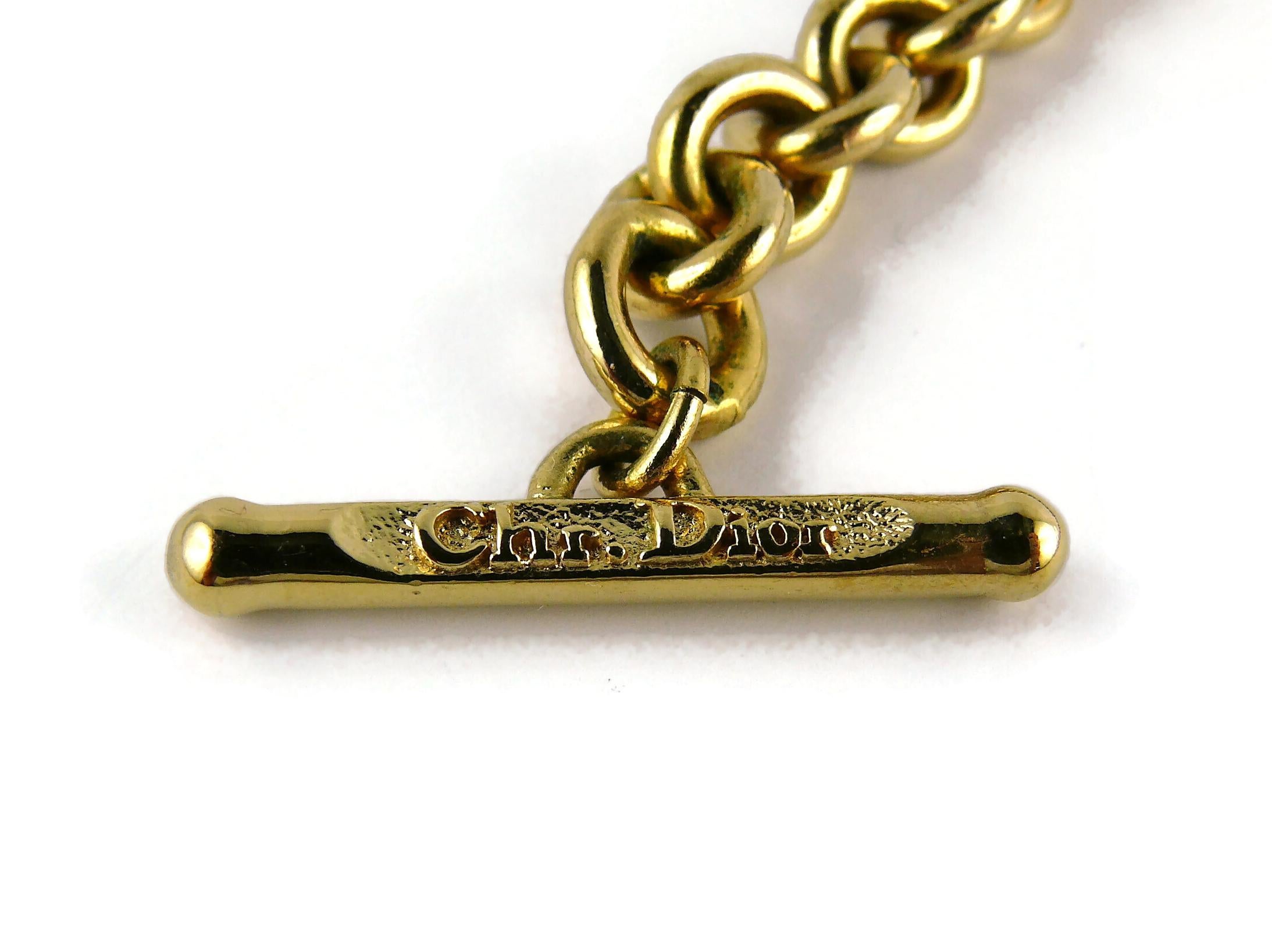 Christian Dior Vintage Ikonische Goldfarbene getönte Charms-Halskette im Angebot 11