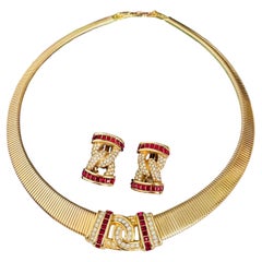 Christian Dior Vintage – Kultiges, seltenes, gold-rotes Rubin-Set mit geripptem Omega-Statement-Design, 2-teilig