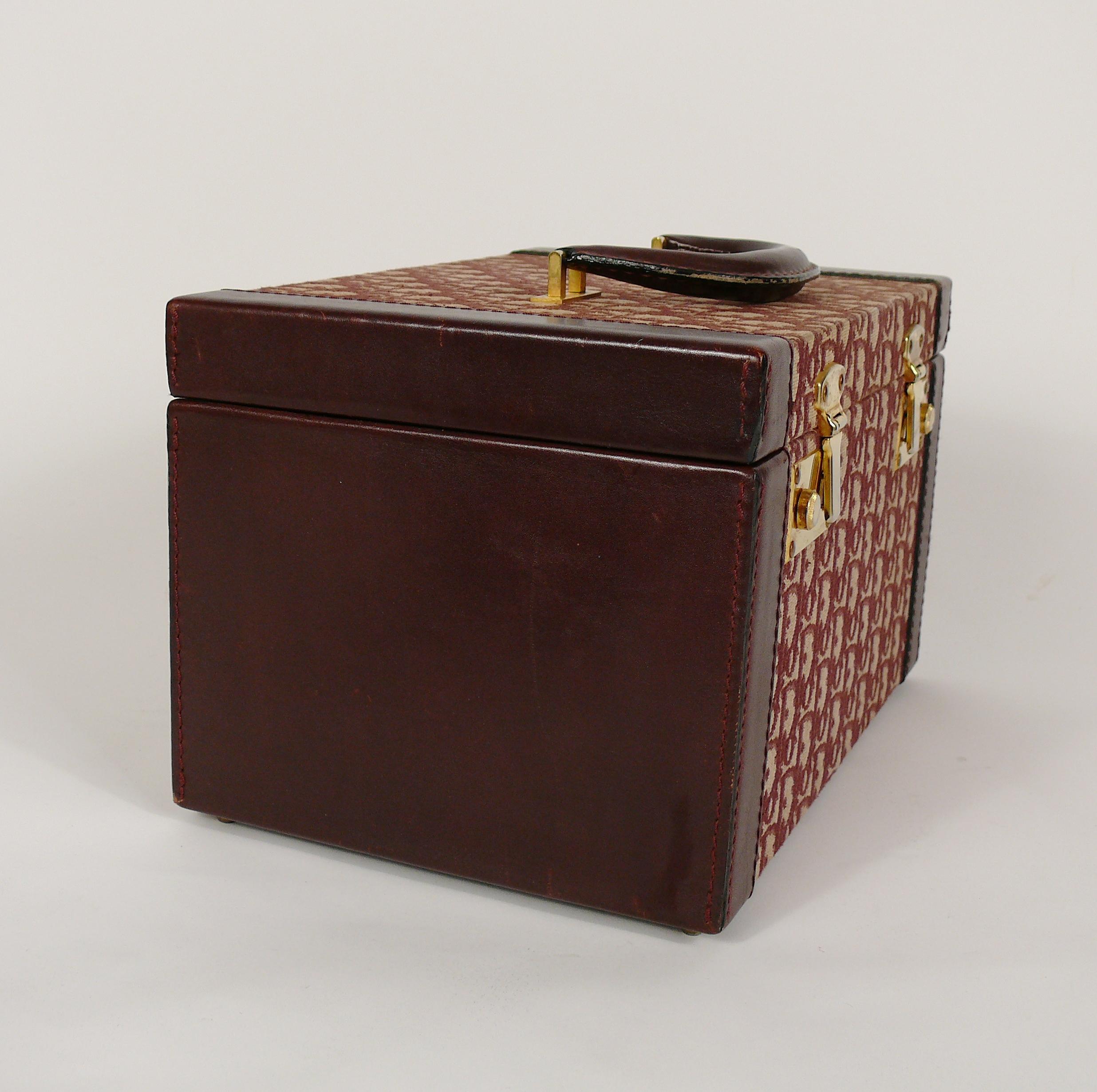 Christian Dior Vintage Iconic Trotter Monogram Vanity Case 4