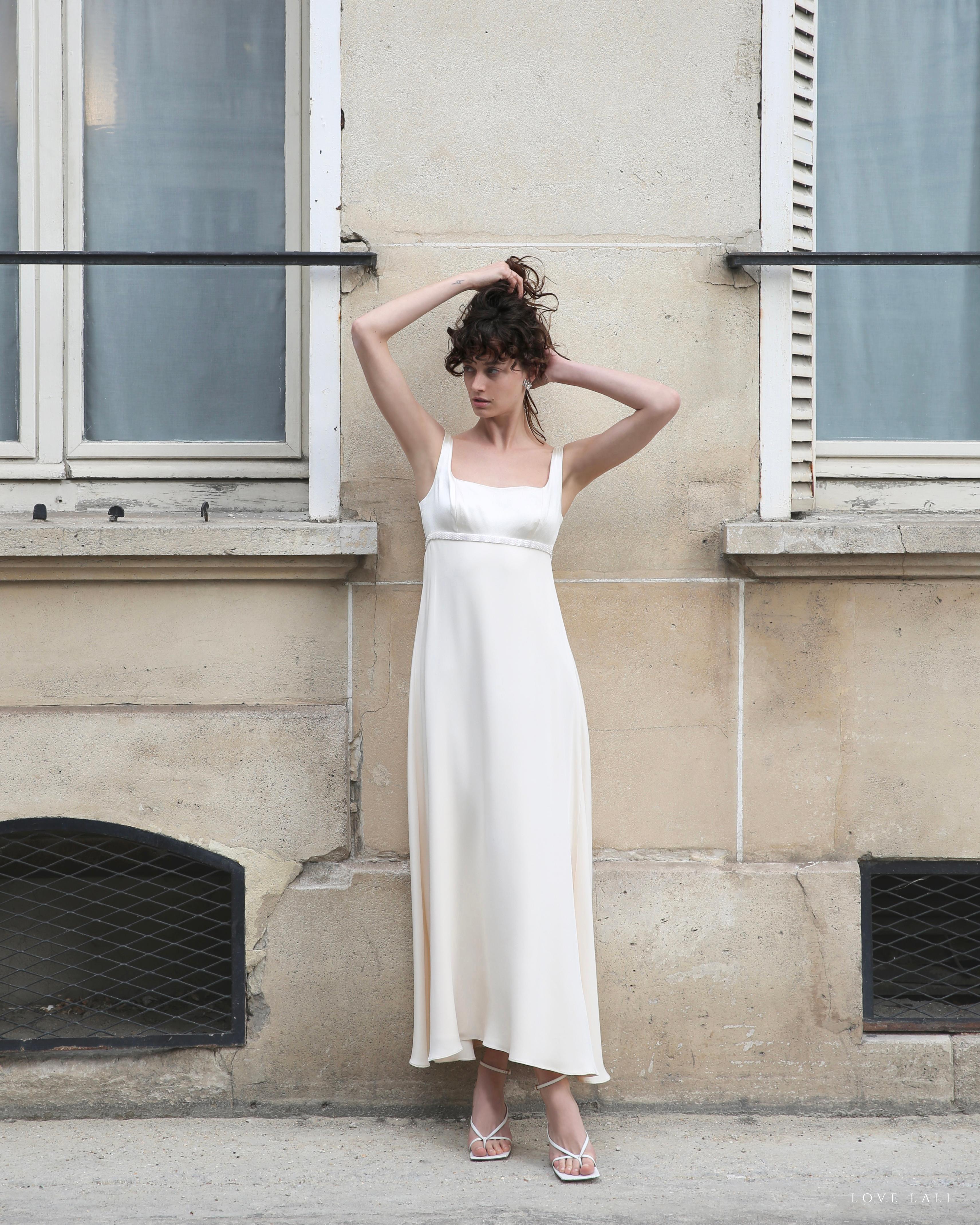 Christian Dior Vintage ivory white fit and flare silk wedding bridal gown dress In Good Condition In Milano, Lombardia