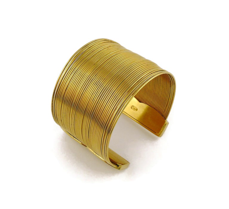 Christian Dior Vintage J'Adore Gold Toned Wire Cuff Bracelet at 1stDibs ...