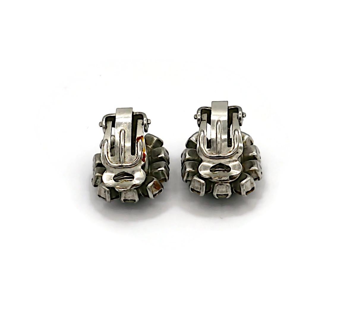 CHRISTIAN DIOR Vintage Jewelled Clip-On Earrings, 1970 For Sale 3