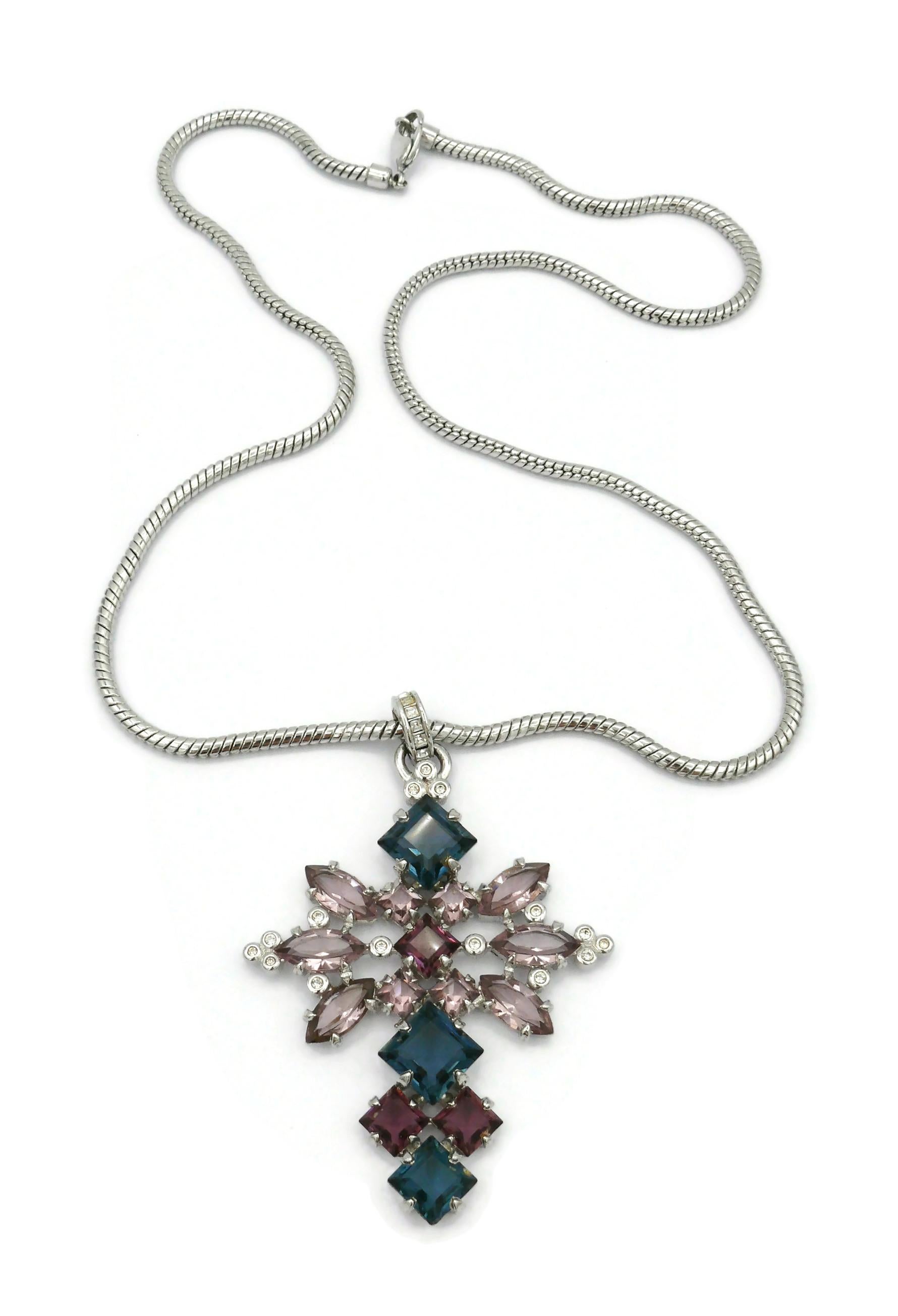 CHRISTIAN DIOR Vintage Jewelled Cross Pendant Necklace In Good Condition For Sale In Nice, FR