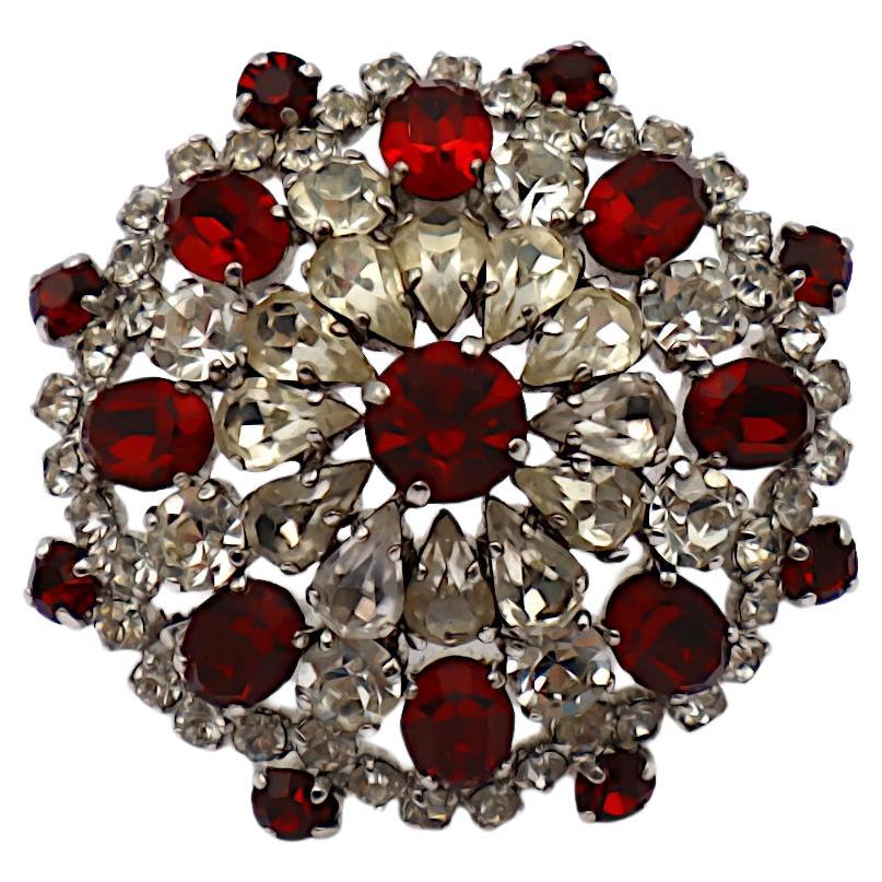 CHRISTIAN DIOR Broche abombado vintage, 1965