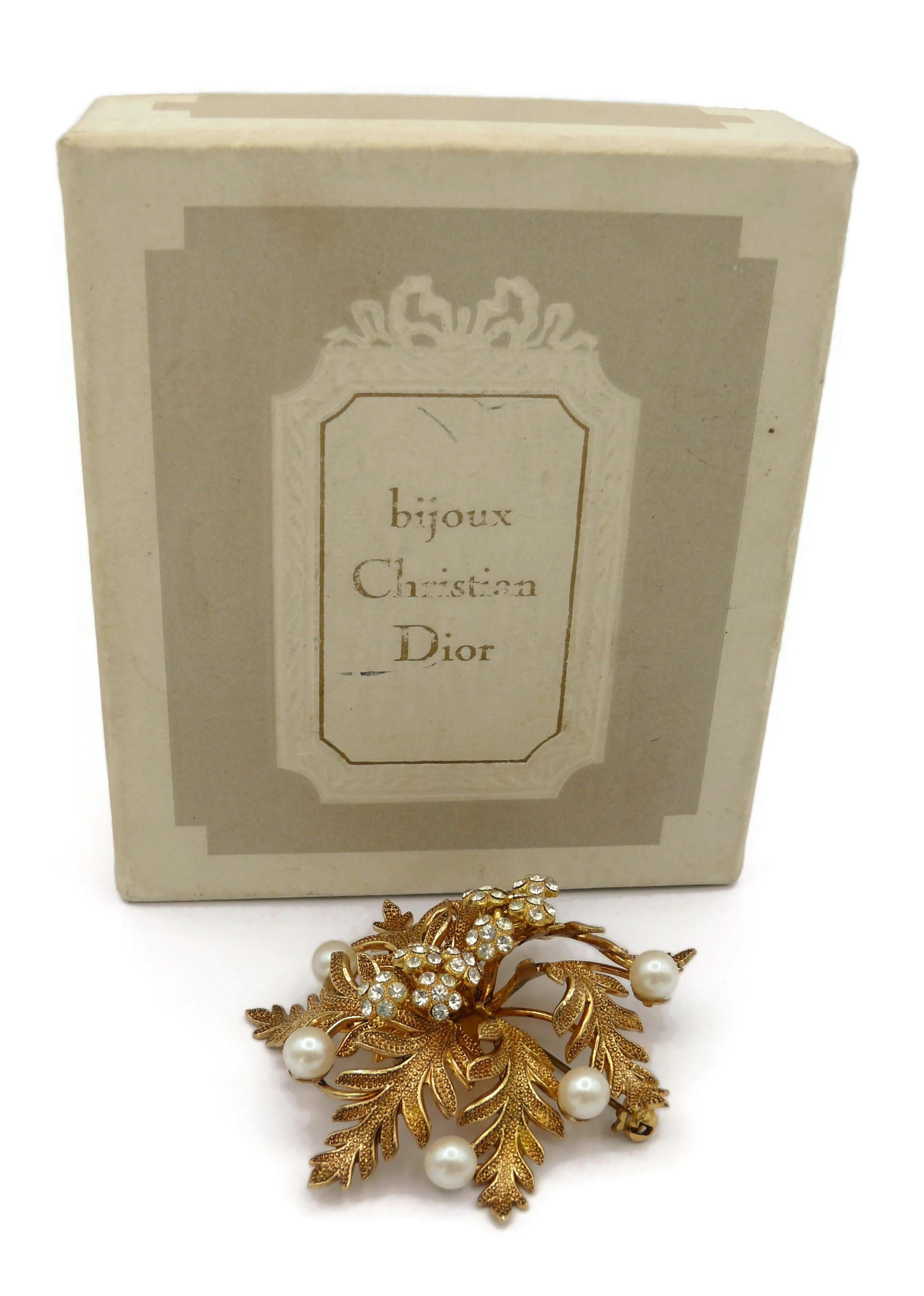 CHRISTIAN DIOR Vintage Jewelled Floral Brooch, 1968 In Good Condition For Sale In Nice, FR