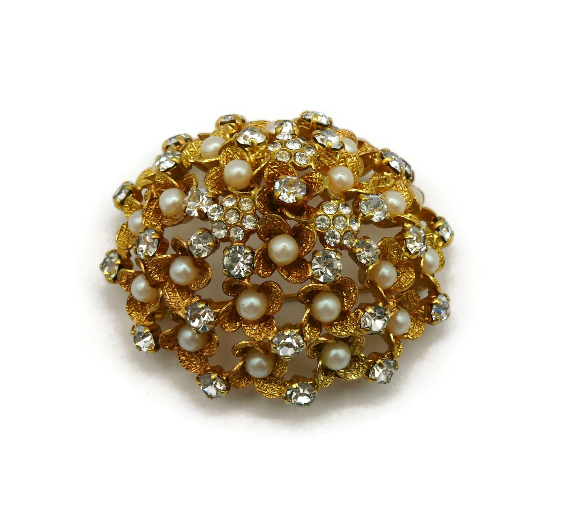 CHRISTIAN DIOR Vintage Jewelled Gold Tone Domed Brooch, 1966 For Sale 1