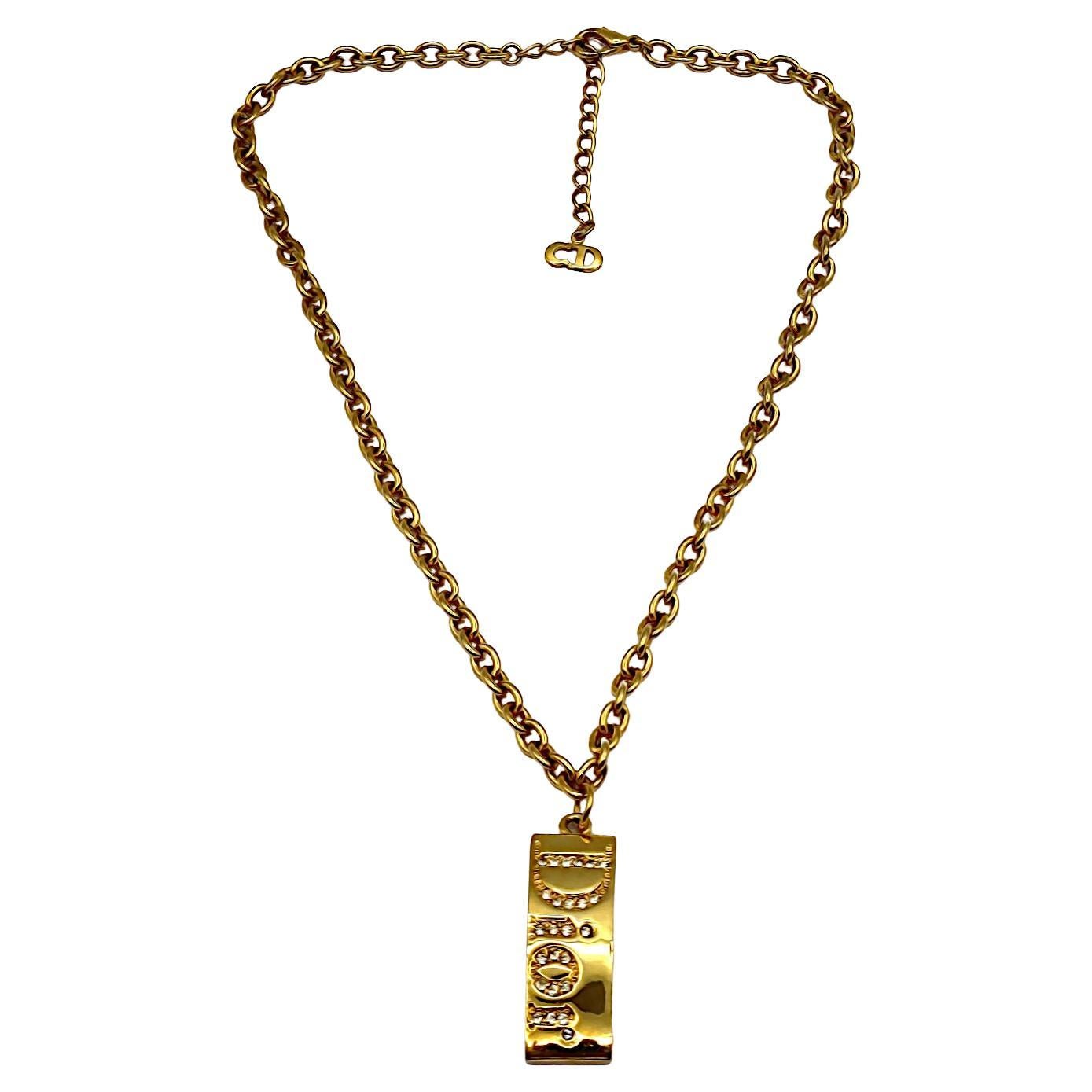 CHRISTIAN DIOR - Collier à pendentifs vintage orné de bijoux