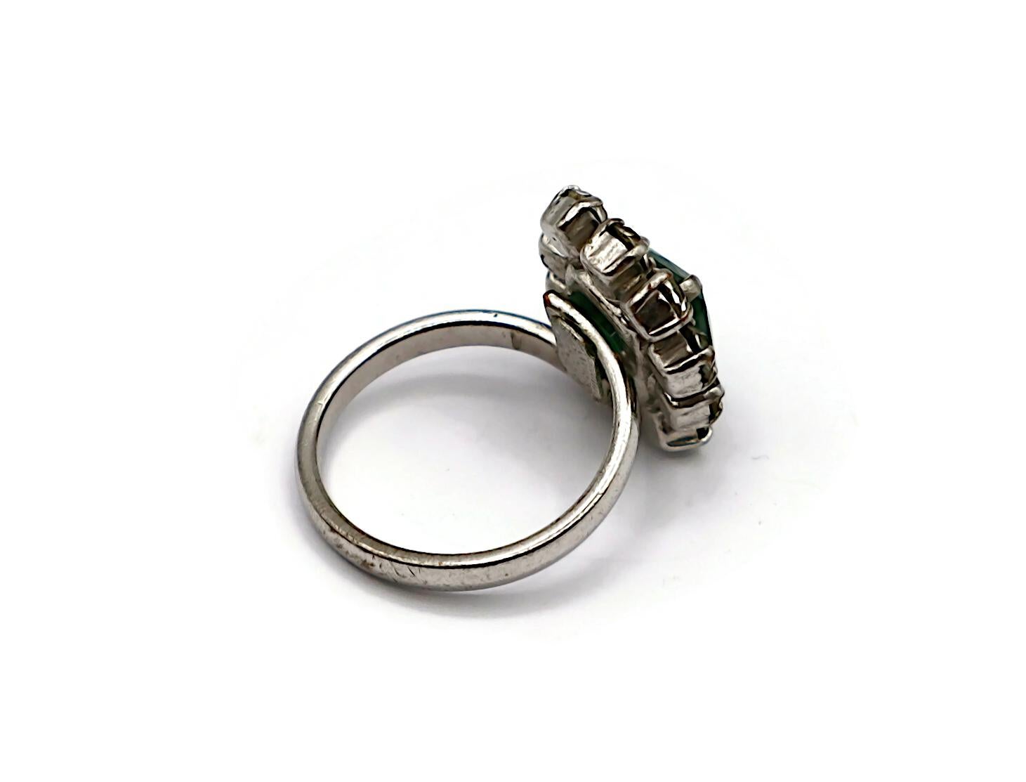 CHRISTIAN DIOR Vintage Jewelled Ring, 1971 For Sale 4