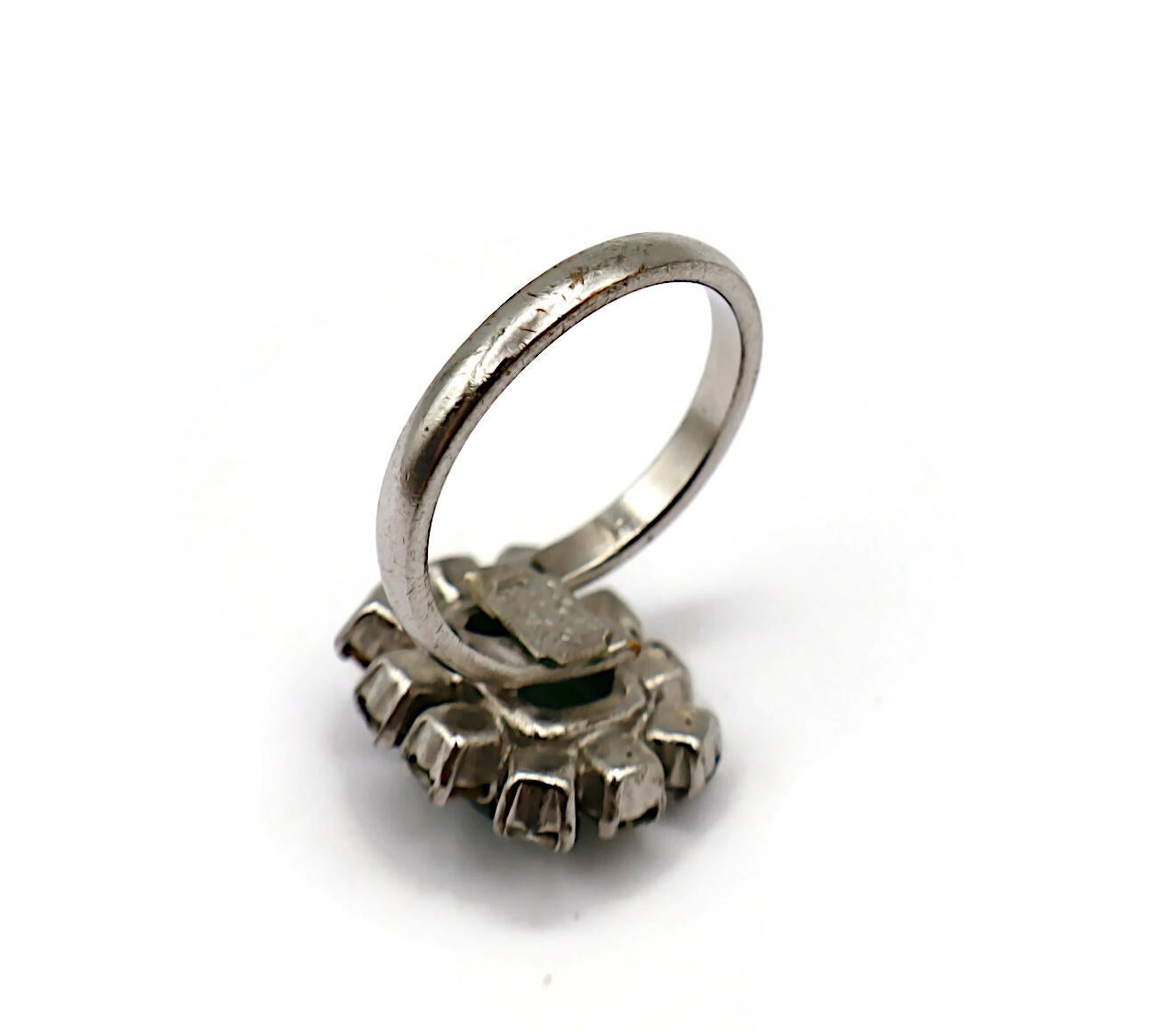 CHRISTIAN DIOR Vintage Jewelled Ring, 1971 For Sale 6