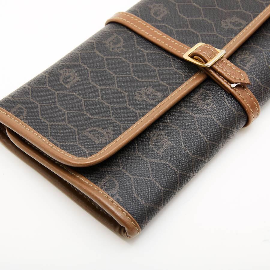 CHRISTIAN DIOR Vintage Jewelry Clutch in Brown Monogram Canvas In Good Condition In Paris, FR