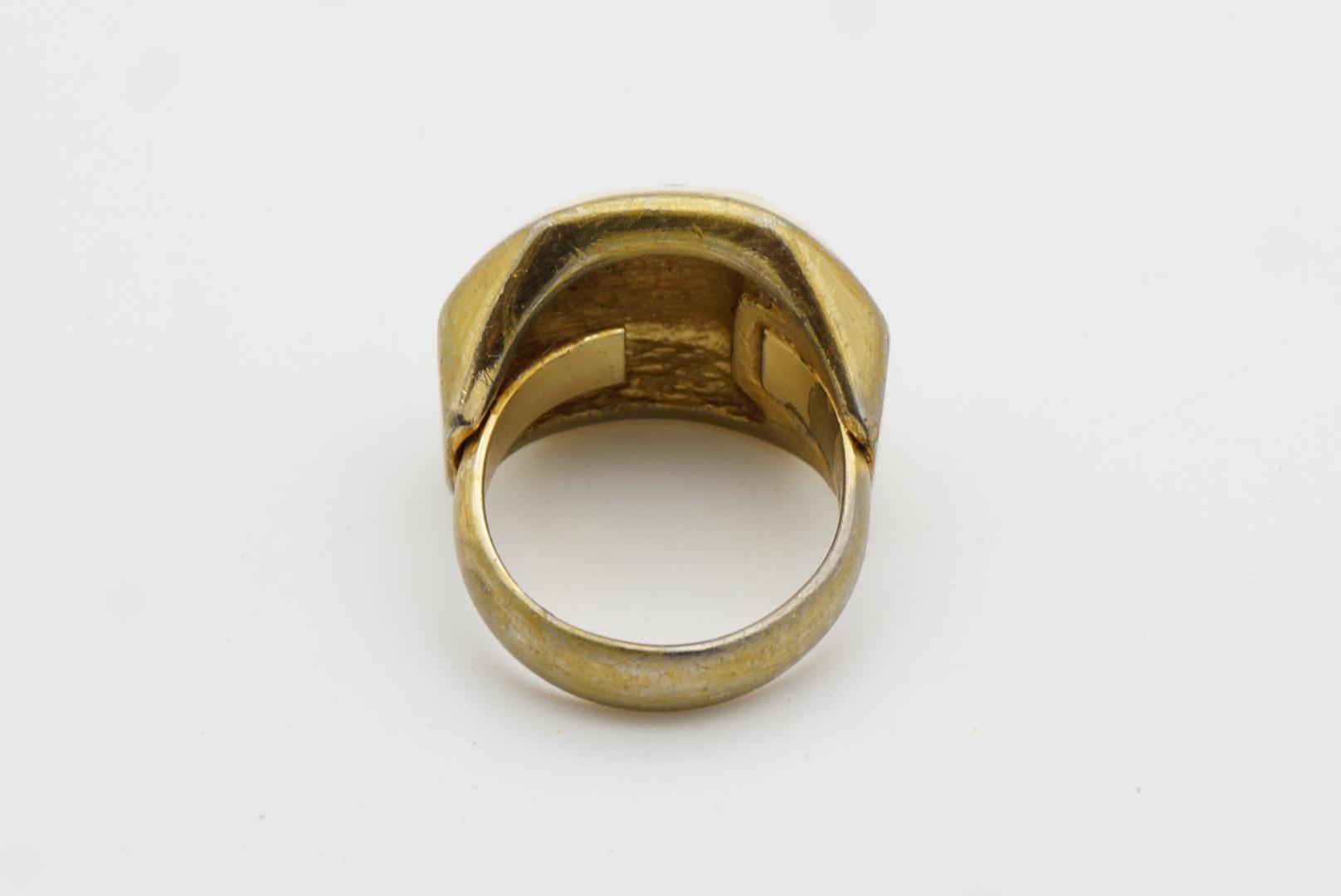 Christian Dior Vintage Lapis Oval Cabochon Yellow Octagon Crystals Ring, US 7 en venta 8