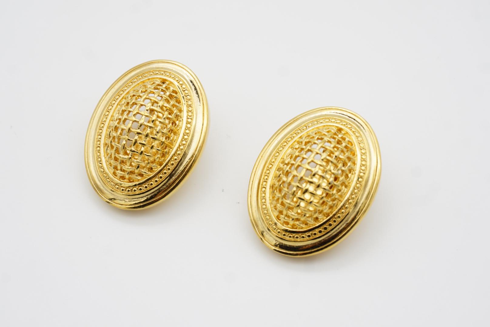 Christian Dior Vintage Large 3D Arch Oval Openwork Mesh Statement Gold Earrings For Sale 5