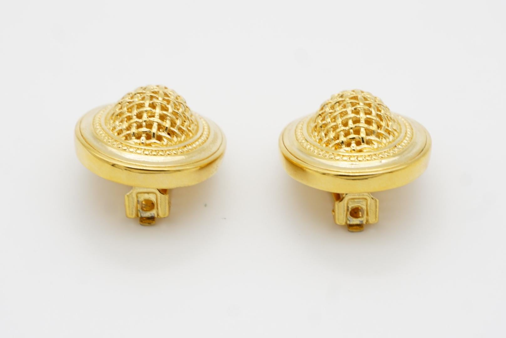 Christian Dior Vintage Large 3D Arch Oval Openwork Mesh Statement Gold Earrings For Sale 8