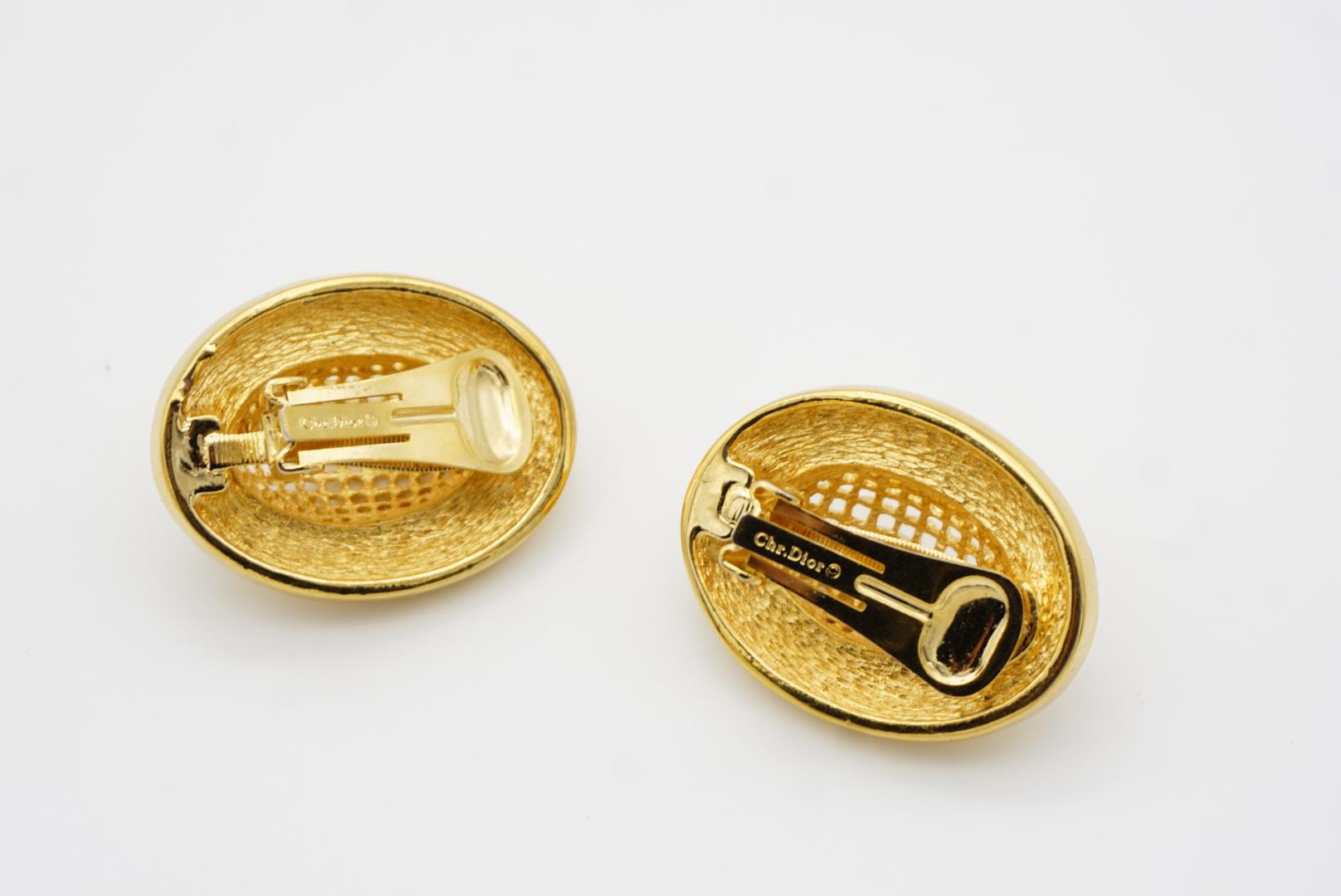 Christian Dior - Boucles d'oreilles en or avec arc 3D ovale et maille ajourée en vente 9