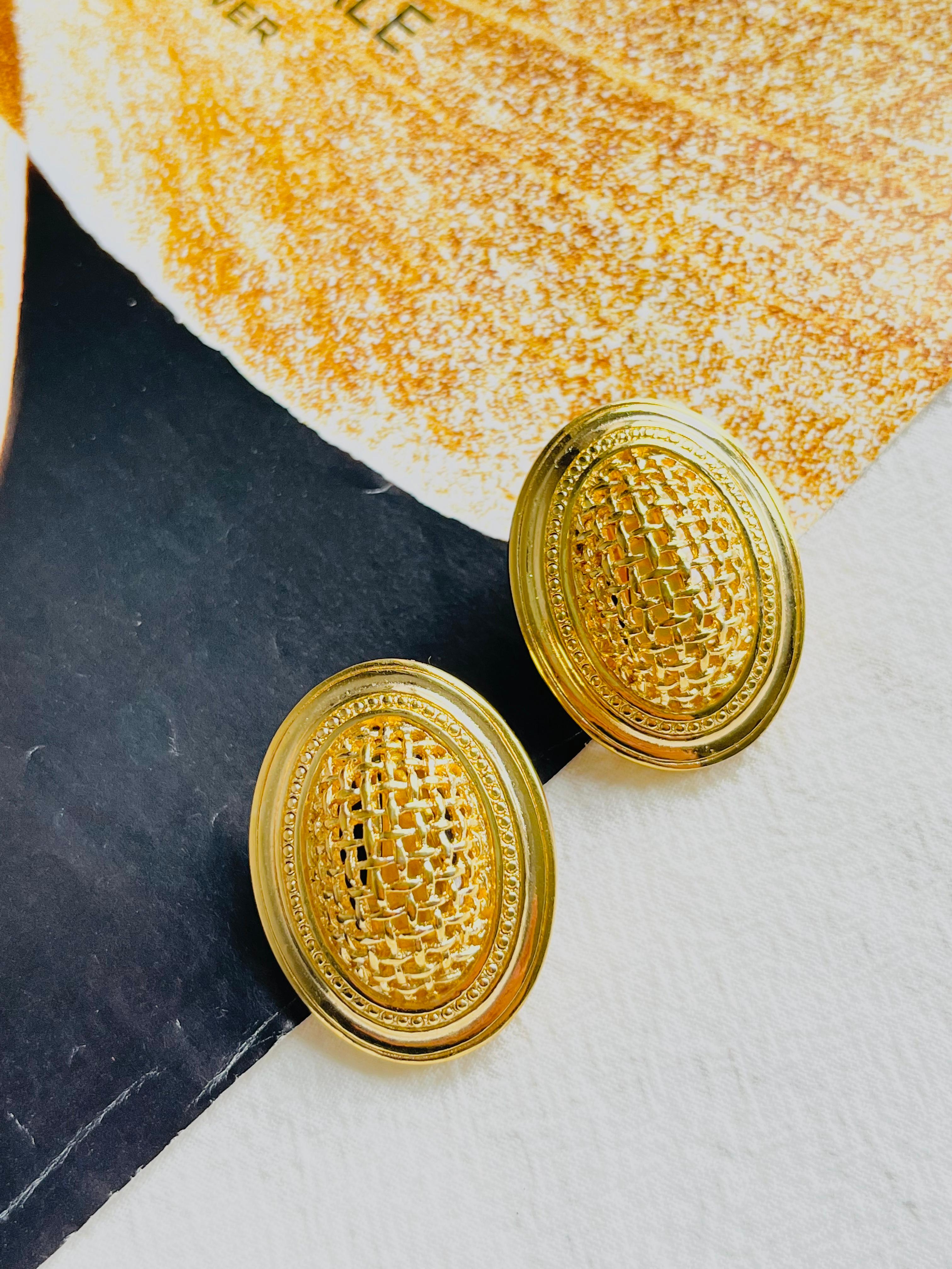 Christian Dior Vintage Large 3D Arch Oval Openwork Mesh Statement Gold Earrings For Sale 1
