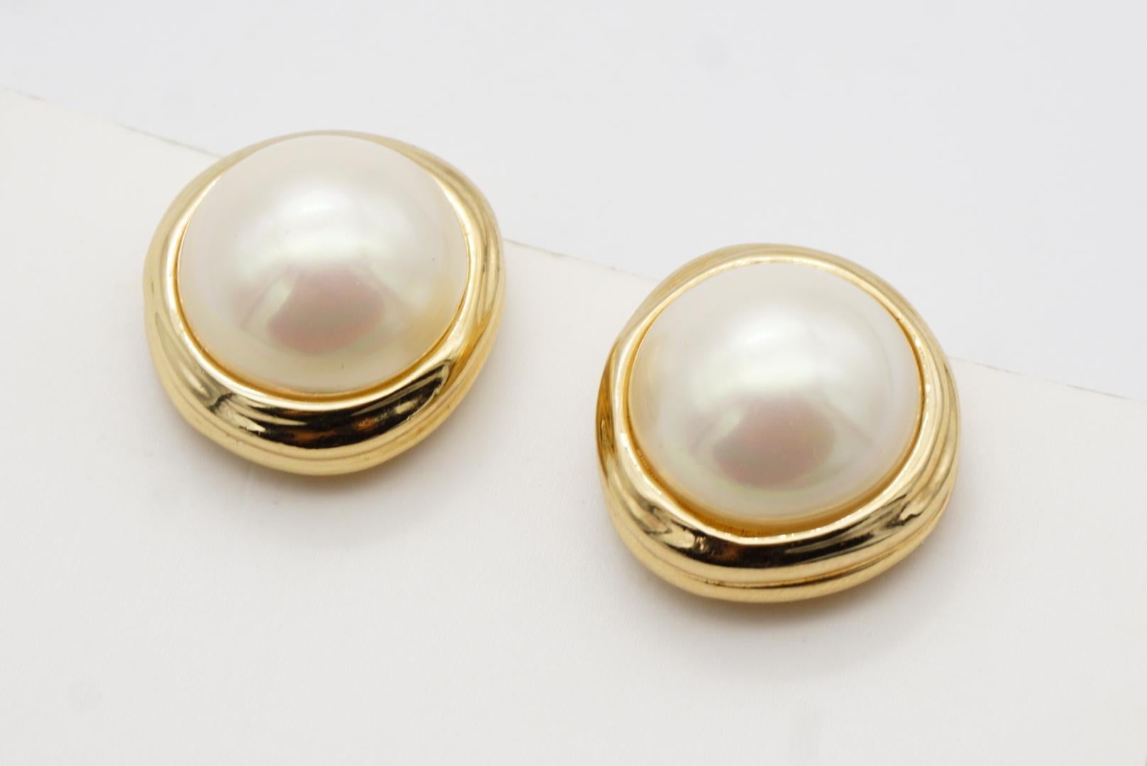Christian Dior Vintage Large Abnormal Circle Round White Pearl Clip Earrings For Sale 3