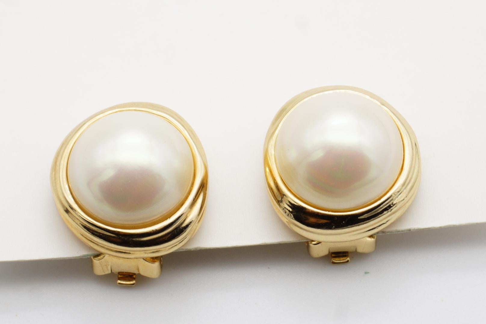 Christian Dior Vintage Large Abnormal Circle Round White Pearl Clip Earrings For Sale 4