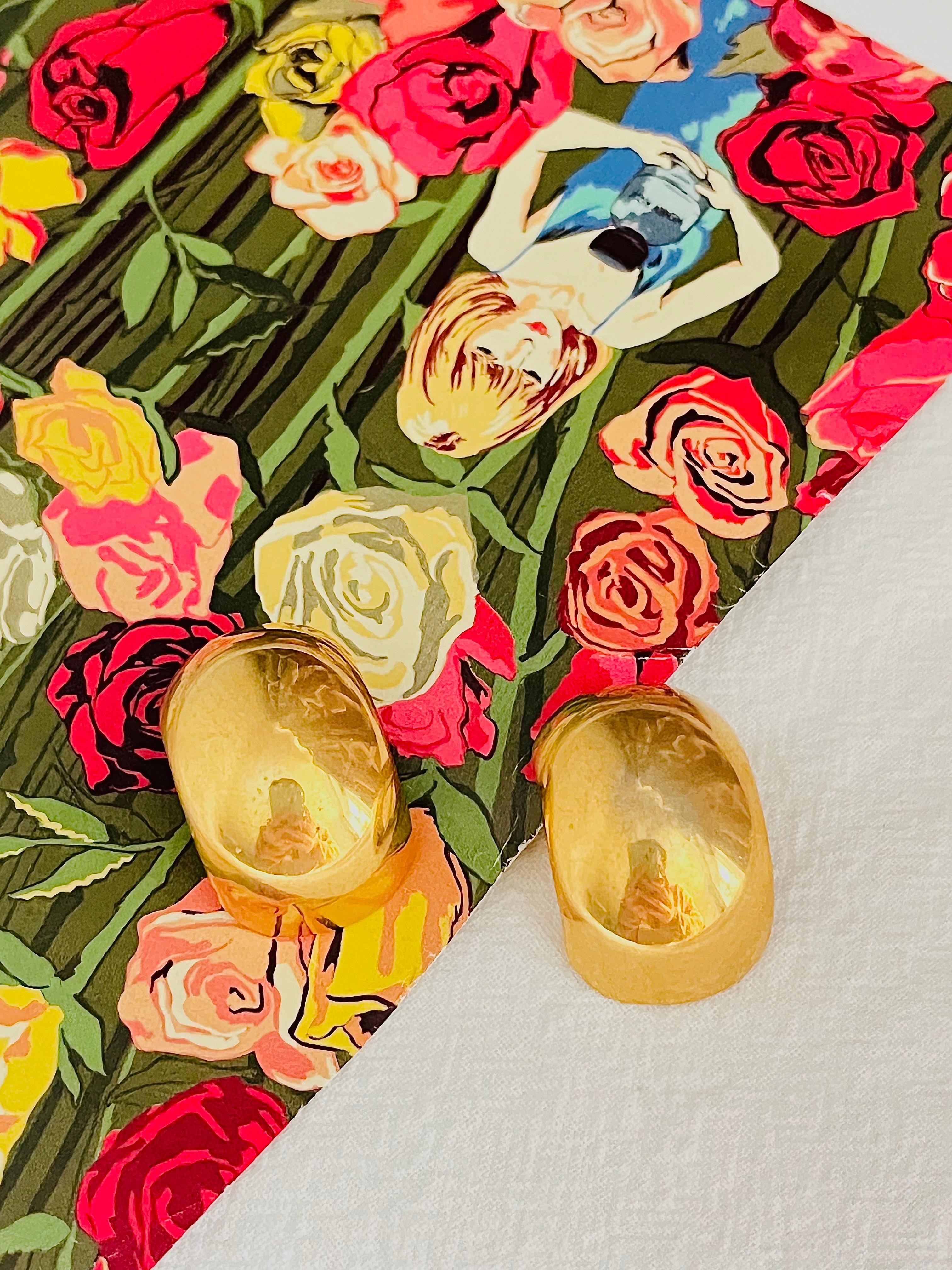 Christian Dior Vintage Large Circle Hoop Glow Demi Semi Dome Clip Gold Earrings In Good Condition For Sale In Wokingham, England