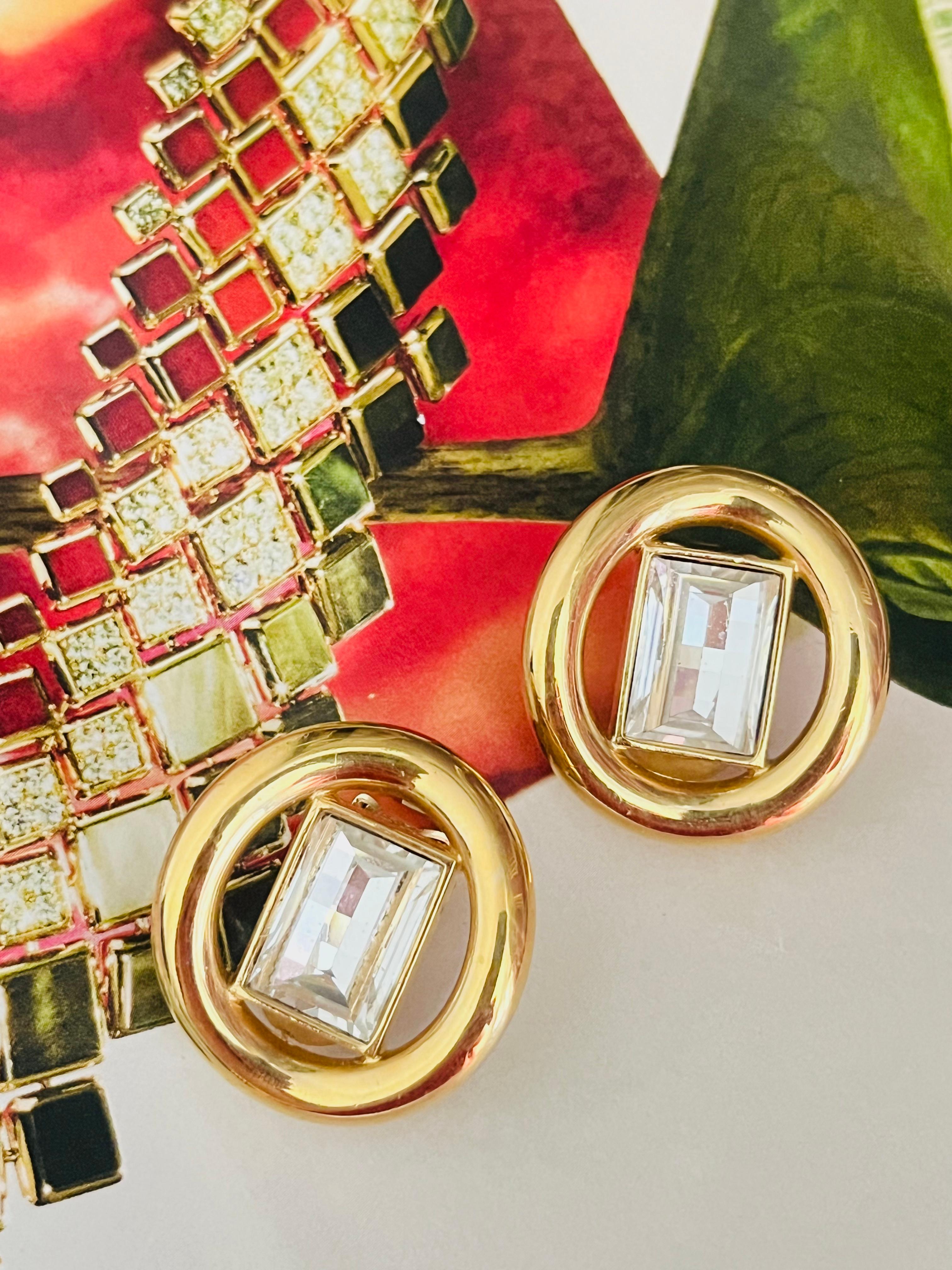 Christian Dior Vintage Großer Kreis Rechteck Funkelnder Kristall Clip Ohrringe im Zustand „Hervorragend“ im Angebot in Wokingham, England