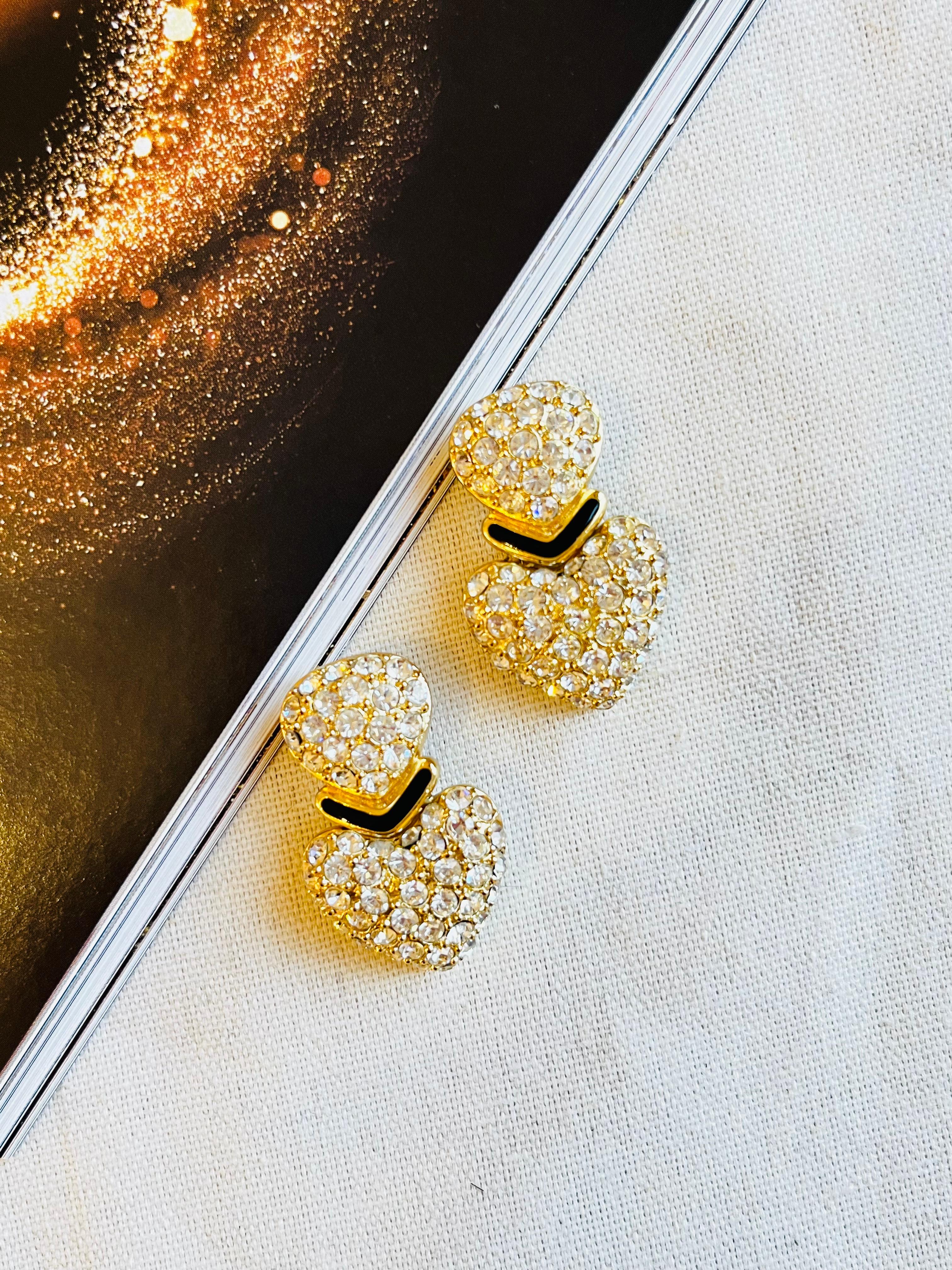 Christian Dior Vintage Large Double Heart Love Whole Crystal Drop Clip Earrings In Excellent Condition For Sale In Wokingham, England