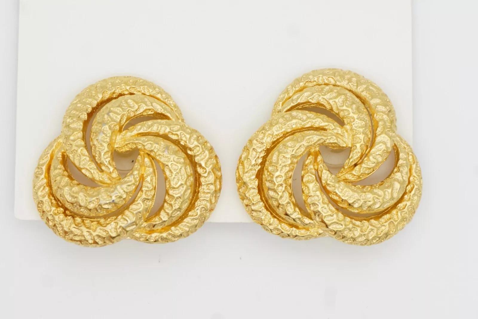 Christian Dior Vintage Große geblümte Trio Kreis Wirbel Twist Seil Clip-Ohrringe im Angebot 10