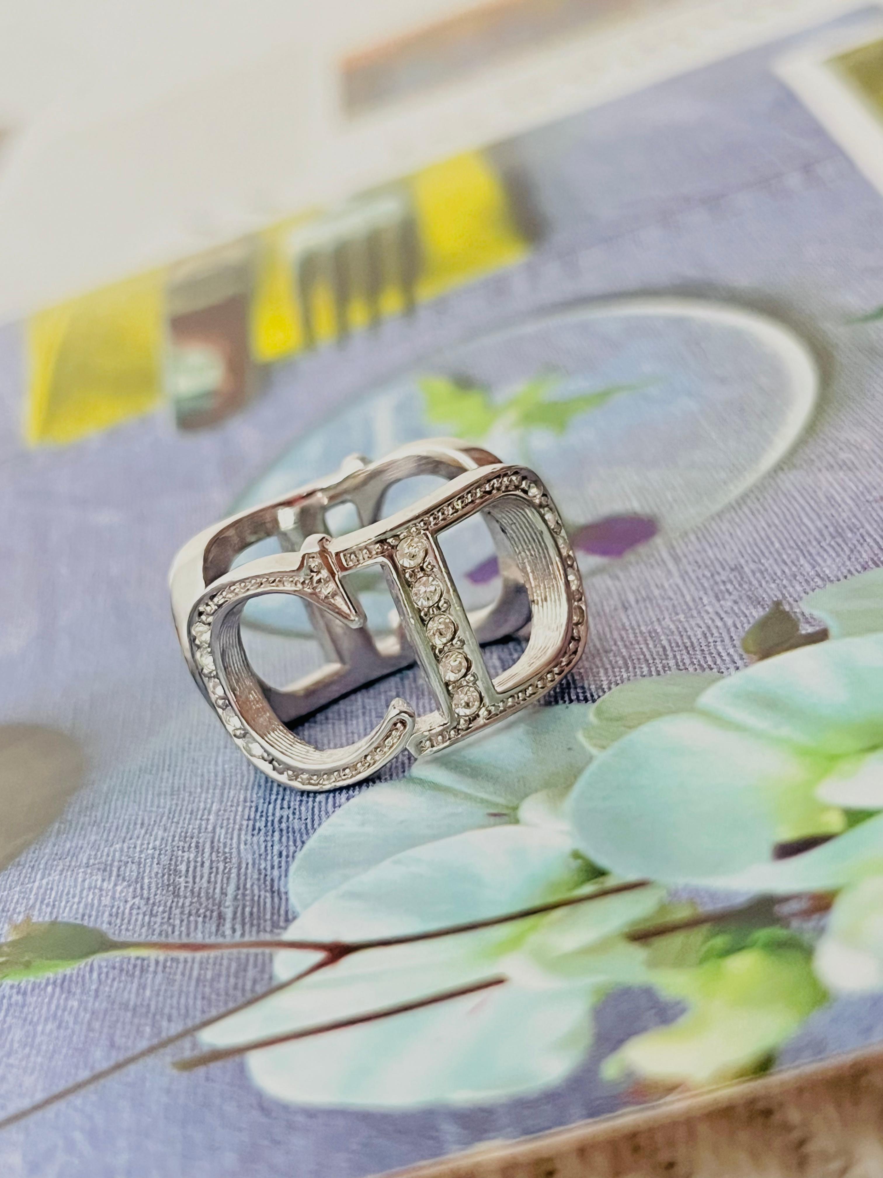 Christian Dior Vintage Large Logo CD Double Side Crystals Cocktail Ring, US 6 In Excellent Condition In Wokingham, England