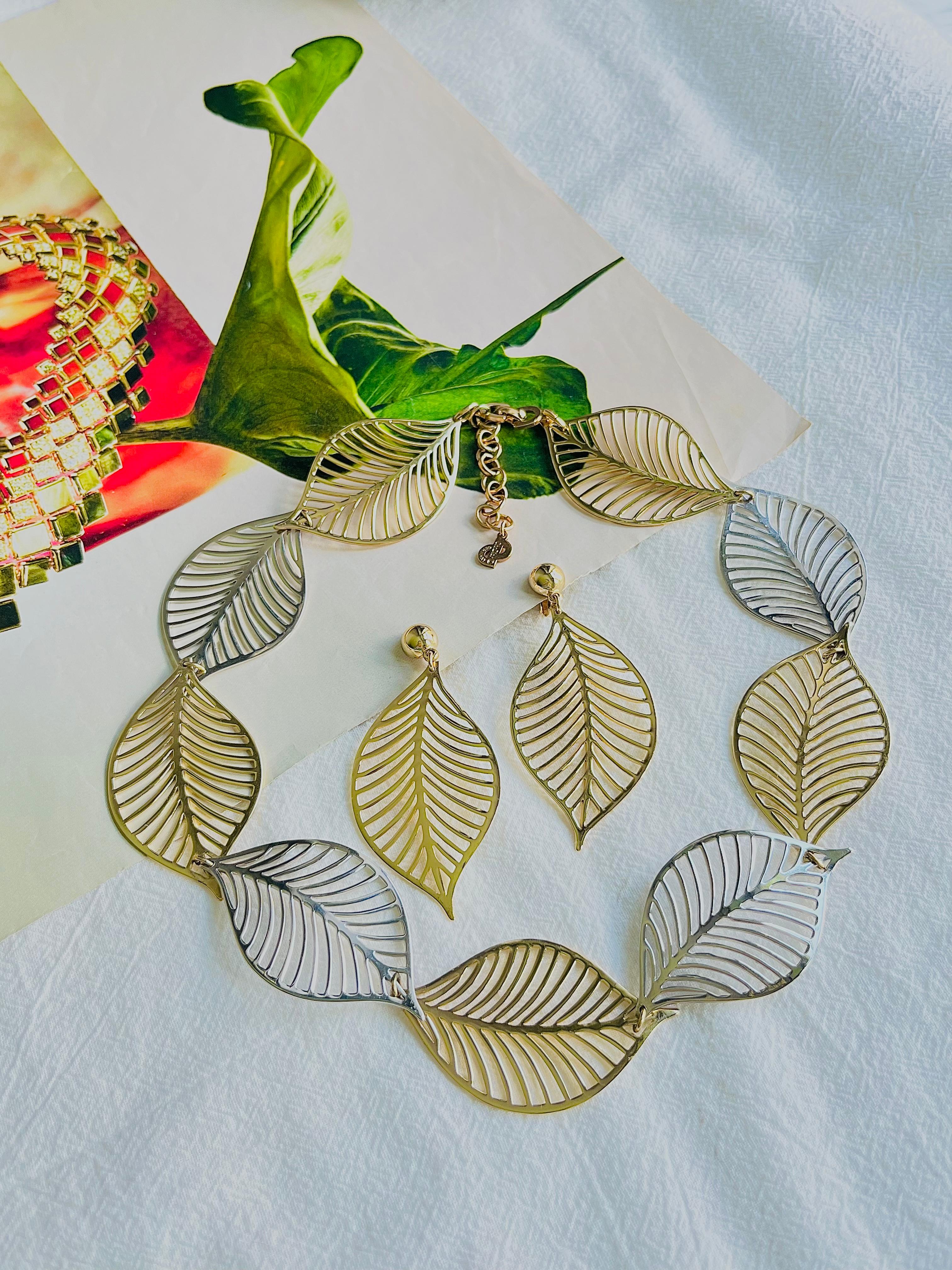 Christian Dior Vintage Large Openwork Gold Silver Leaf Necklace Earrings Set In Excellent Condition For Sale In Wokingham, England