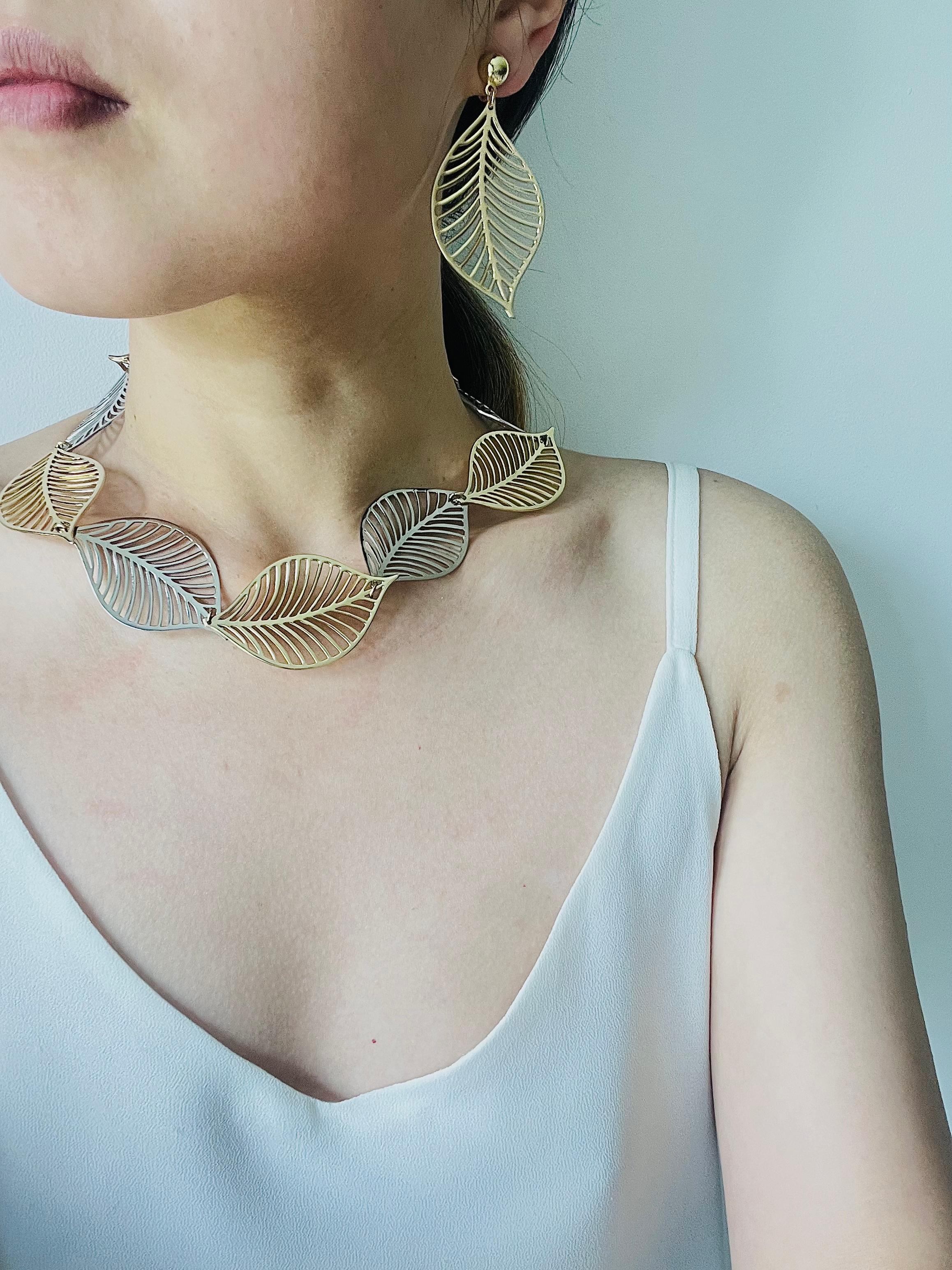 Christian Dior Vintage Large Openwork Gold Silver Leaf Necklace Earrings Set For Sale 1