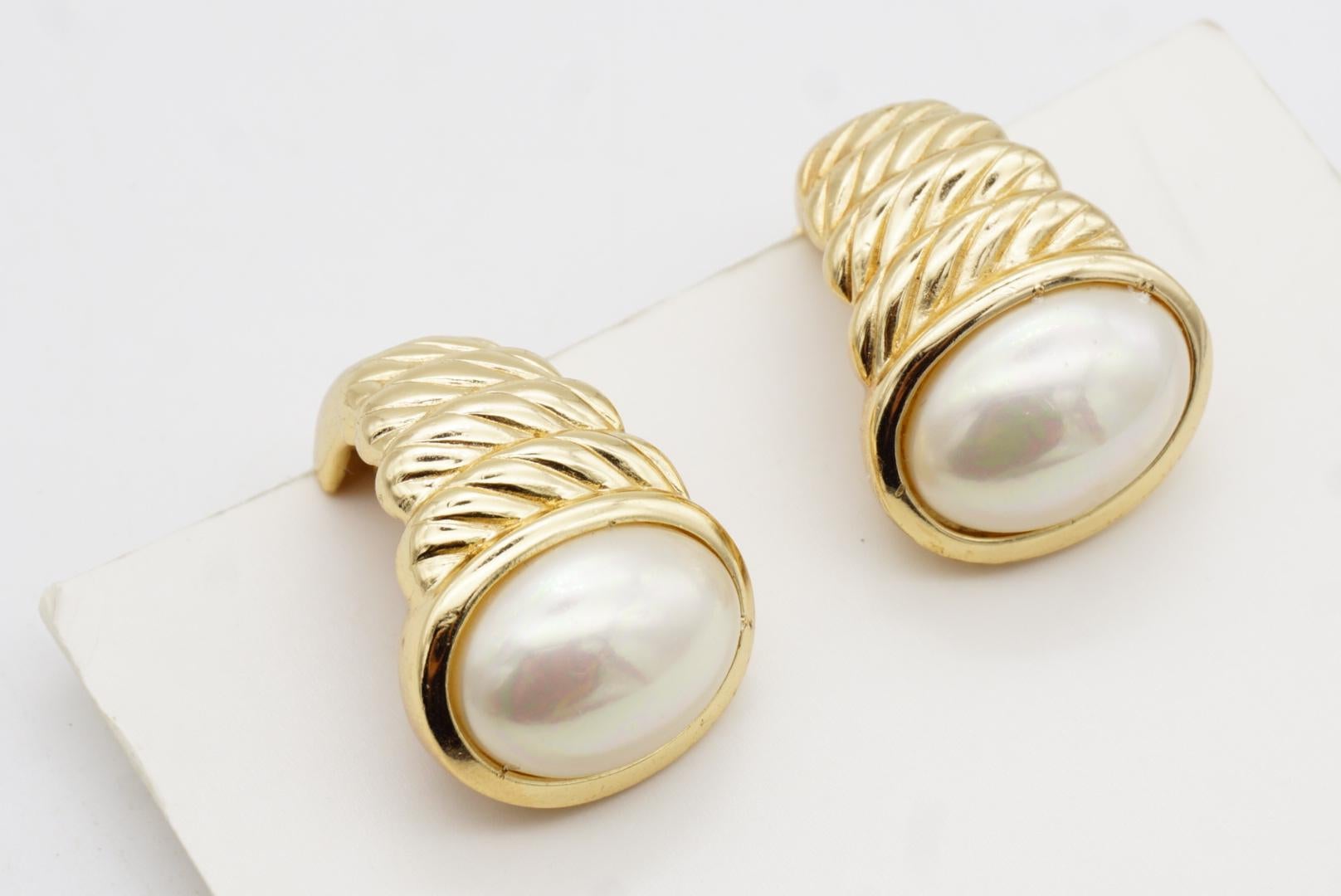 Christian Dior Vintage Large Oval White Pearl Conch Dome Chunky Clip Earrings For Sale 9