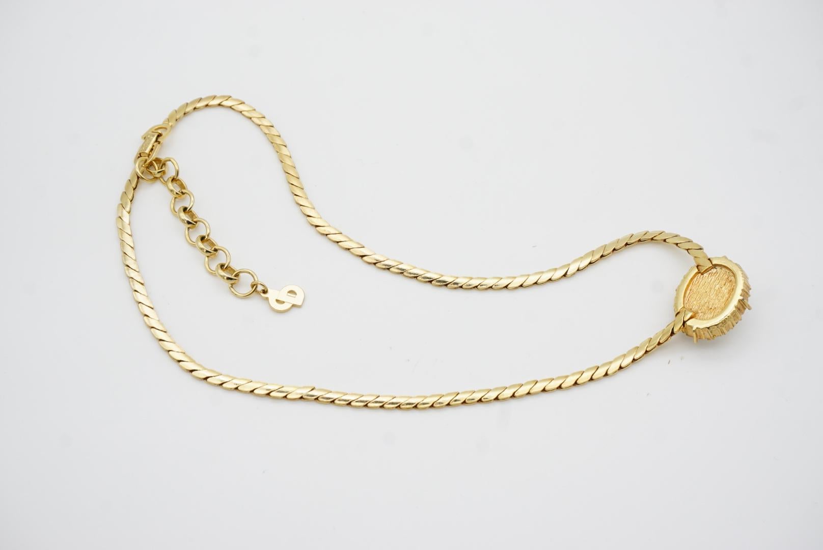 Christian Dior Vintage Large Oval White Pearl Rectangle Circle Crystal Necklace en venta 7