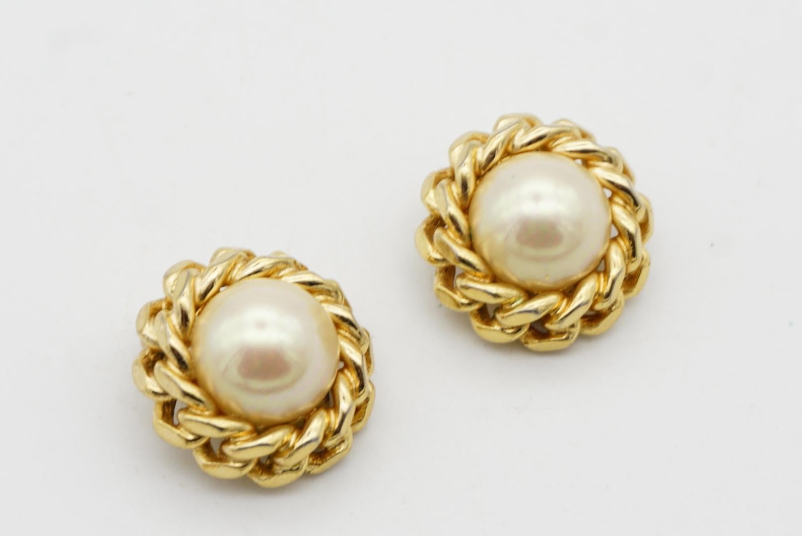 Christian Dior Vintage Large Round Pearl Rope Twist Interlock Clip Gold Earrings For Sale 4