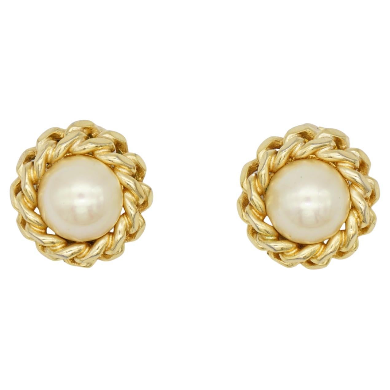 Christian Dior Vintage Pendientes redondos grandes de perlas blancas de cuerda entrelazada