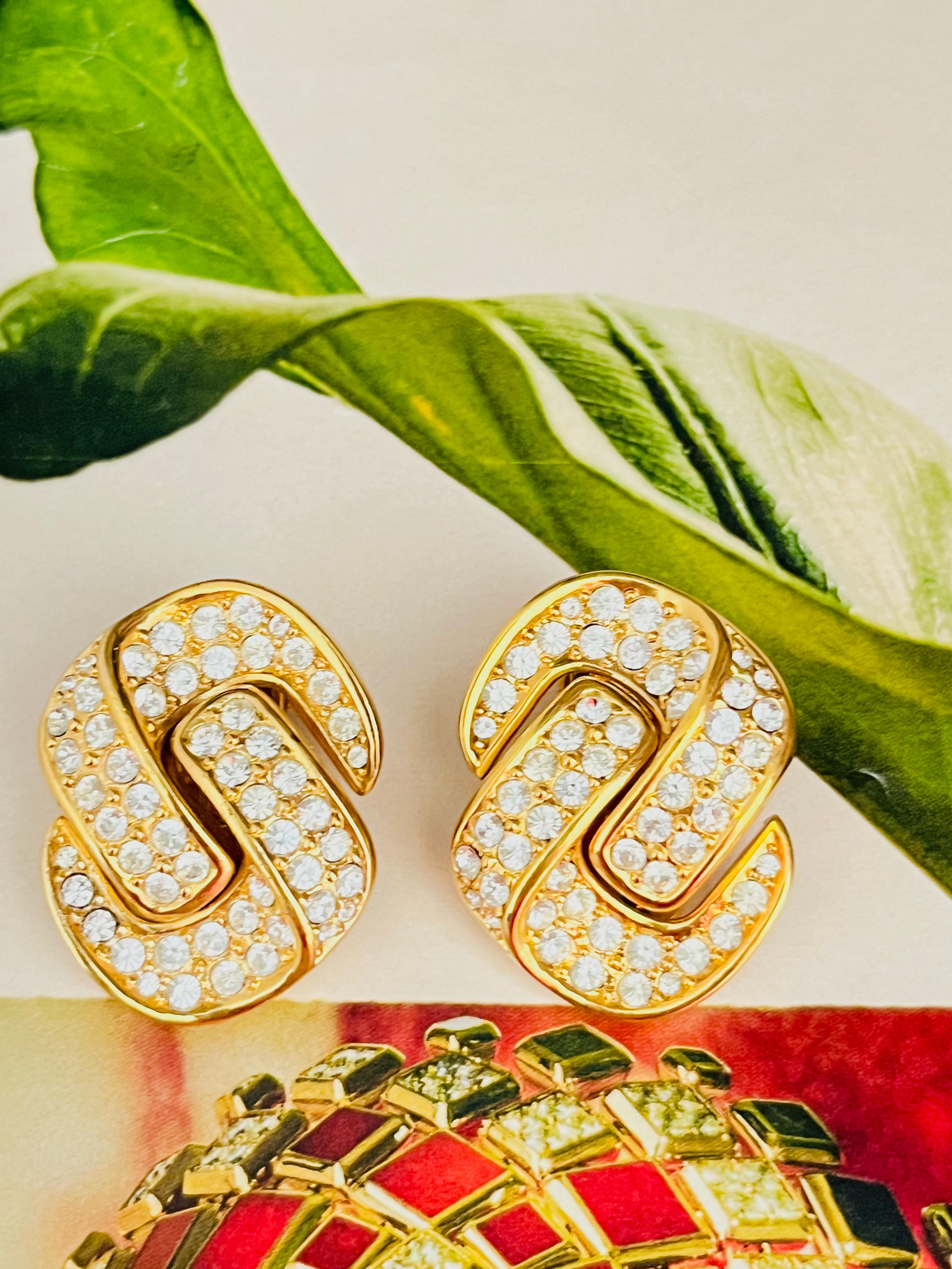 Christian Dior - Orecchini a clip in oro con nodo di cristalli interi grandi e d'epoca In condizioni buone in vendita a Wokingham, England